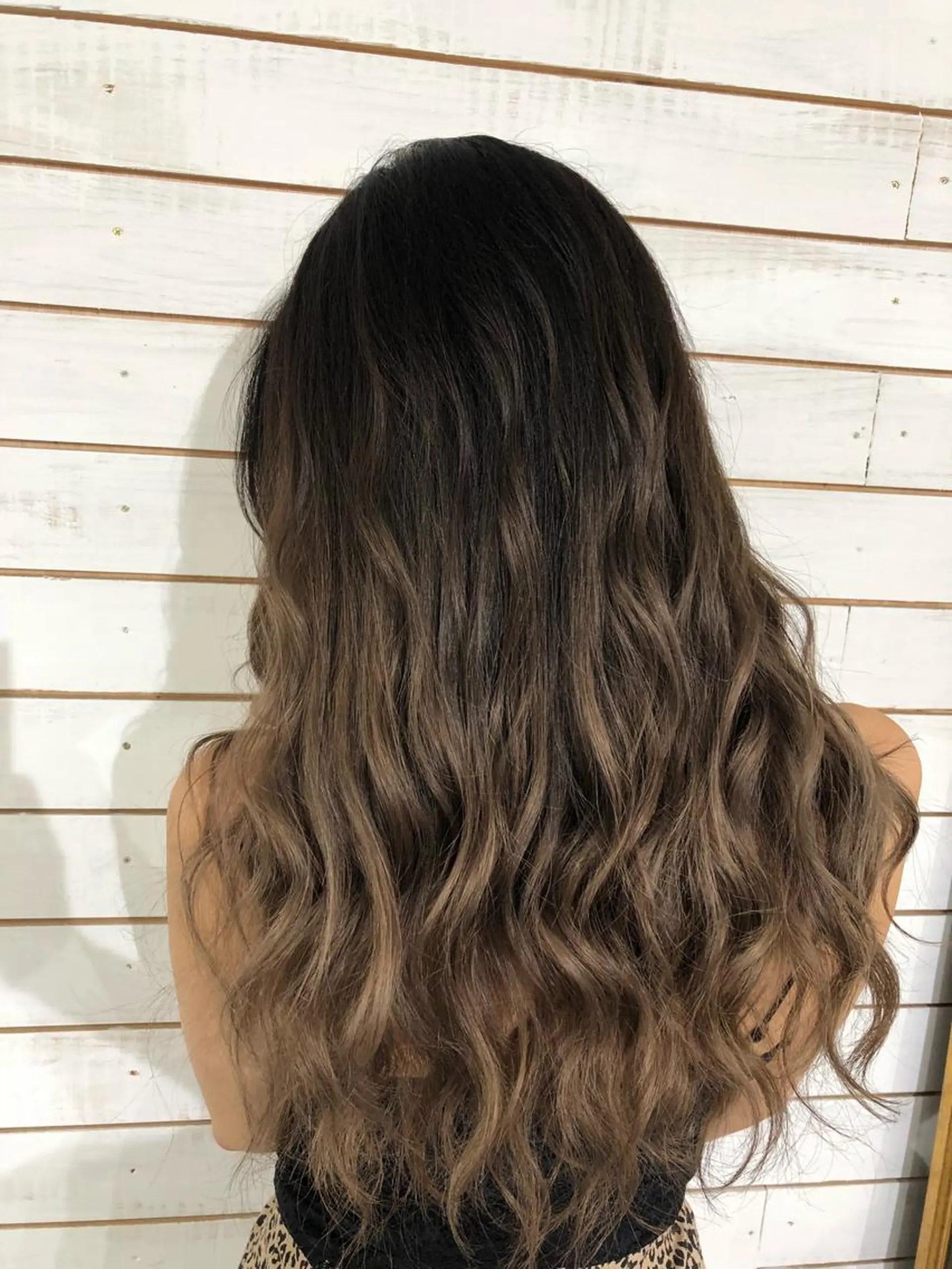 ロング カラー グラデーションカラー ヘアカラー トリートメント 🧡艶髪ちゅるん髪 🫧🧡YUKI❄️のヘアスタイル