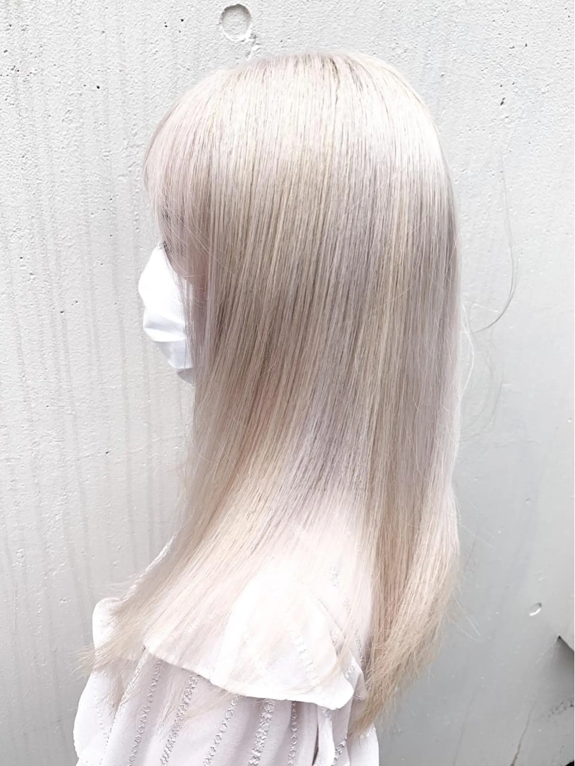 ロング 🍀ケアブリーチ カラー🍀坂井のヘアスタイル