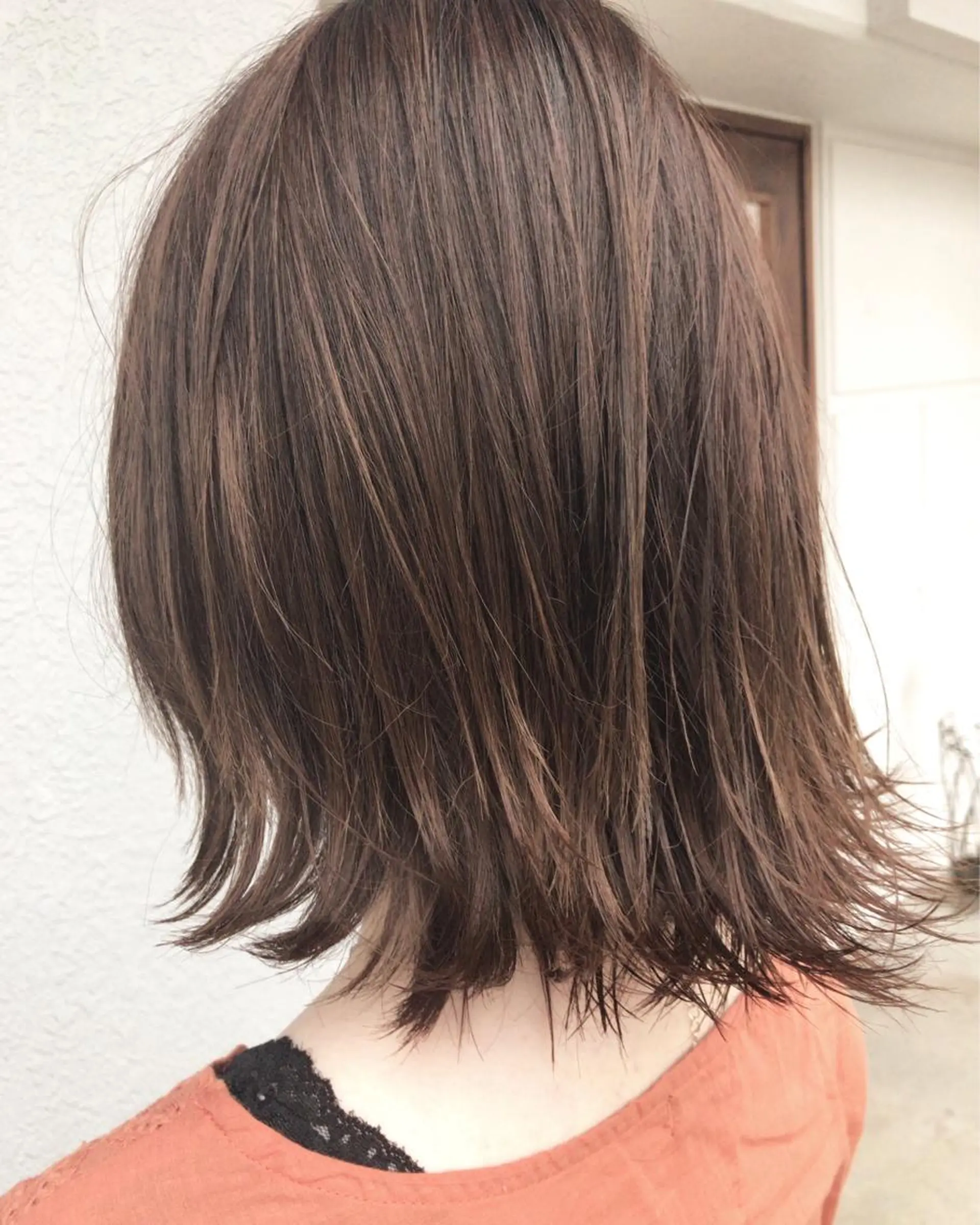 ミディアム カラー レイヤーカット匠 イソザキノリユキのヘアスタイル