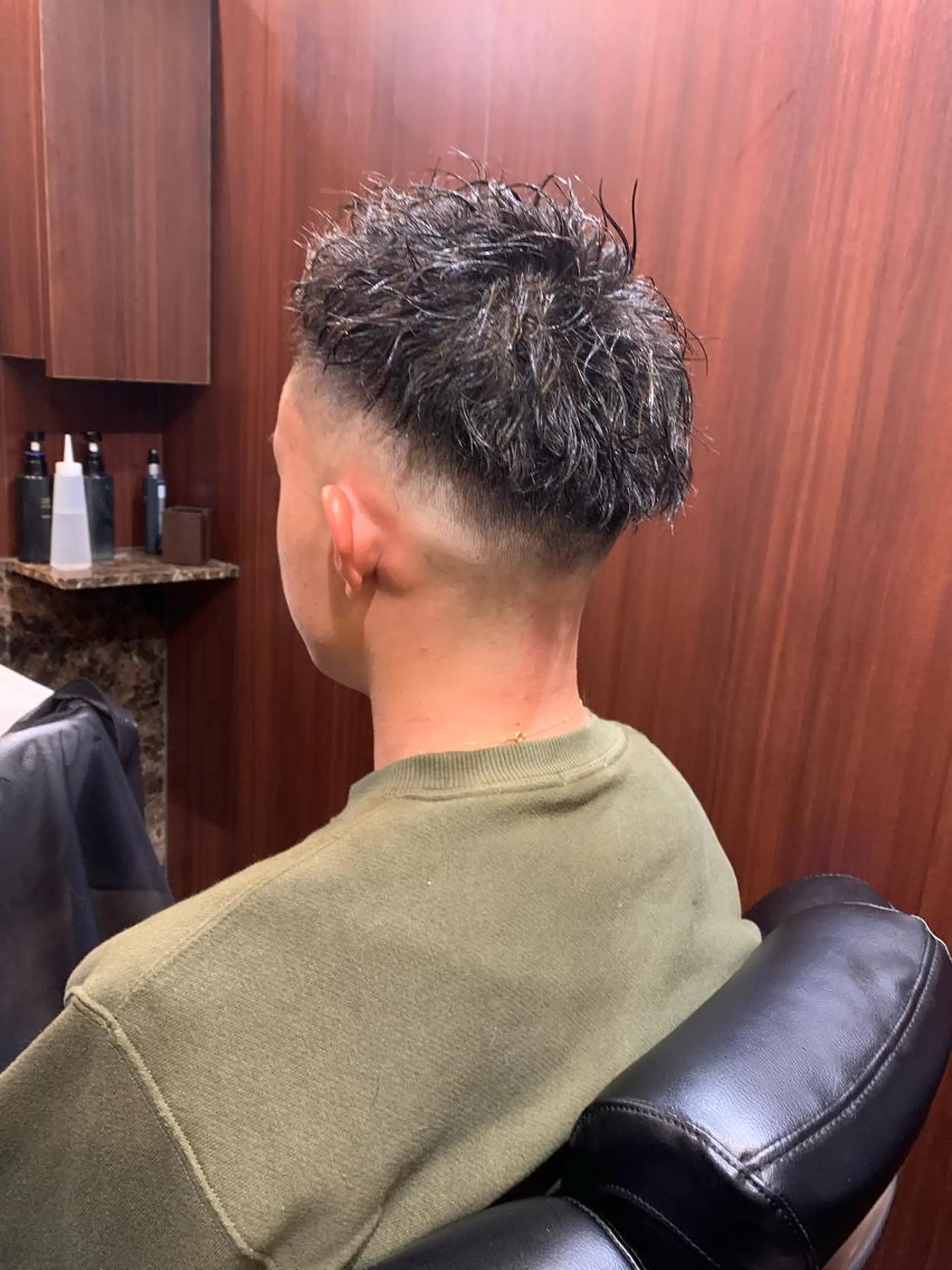 ショート パーマ メンズ 羽木 隆徒のヘアスタイル