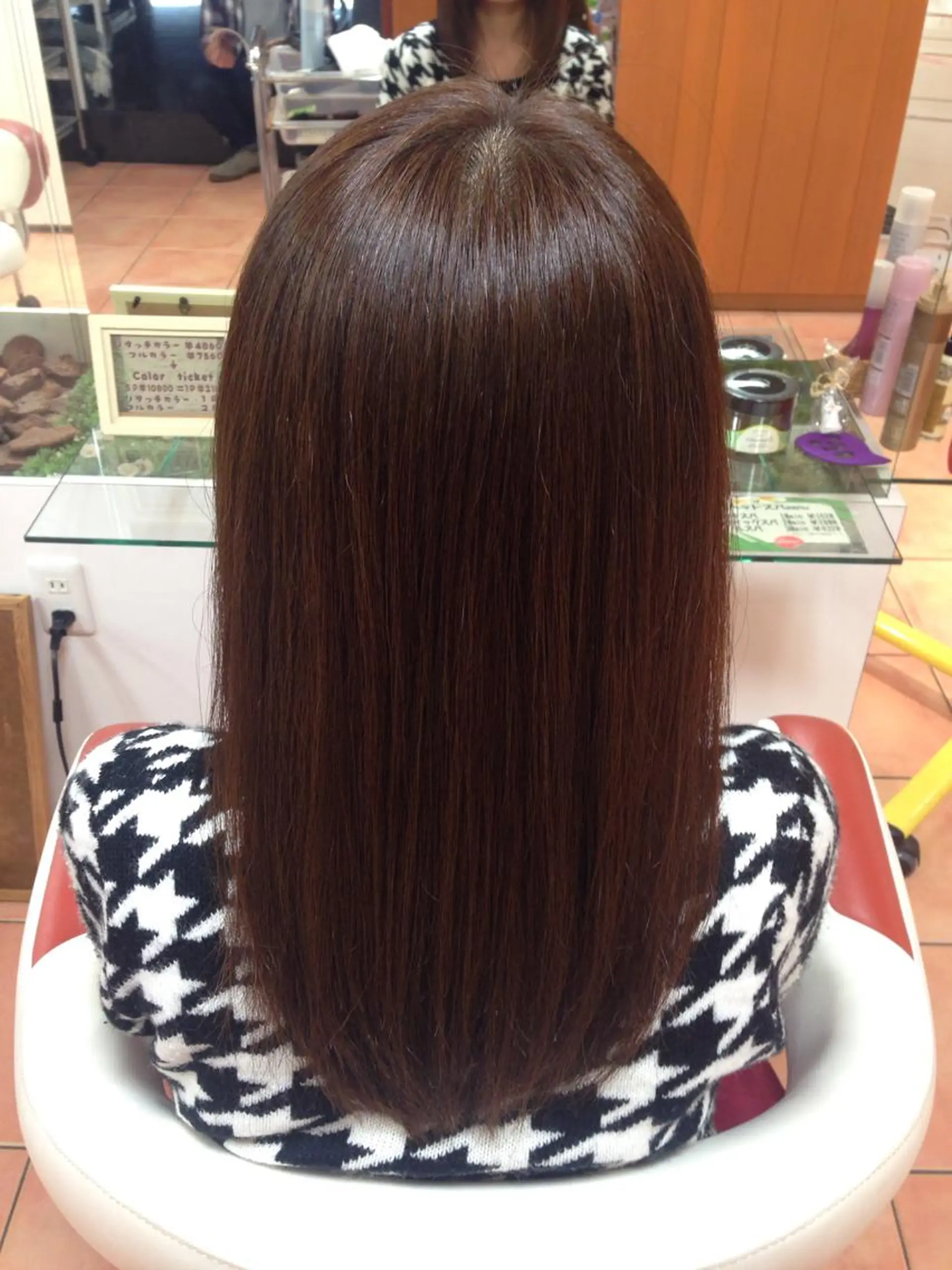 セミロング ロング カラー 菅 由梨菜のヘアスタイル