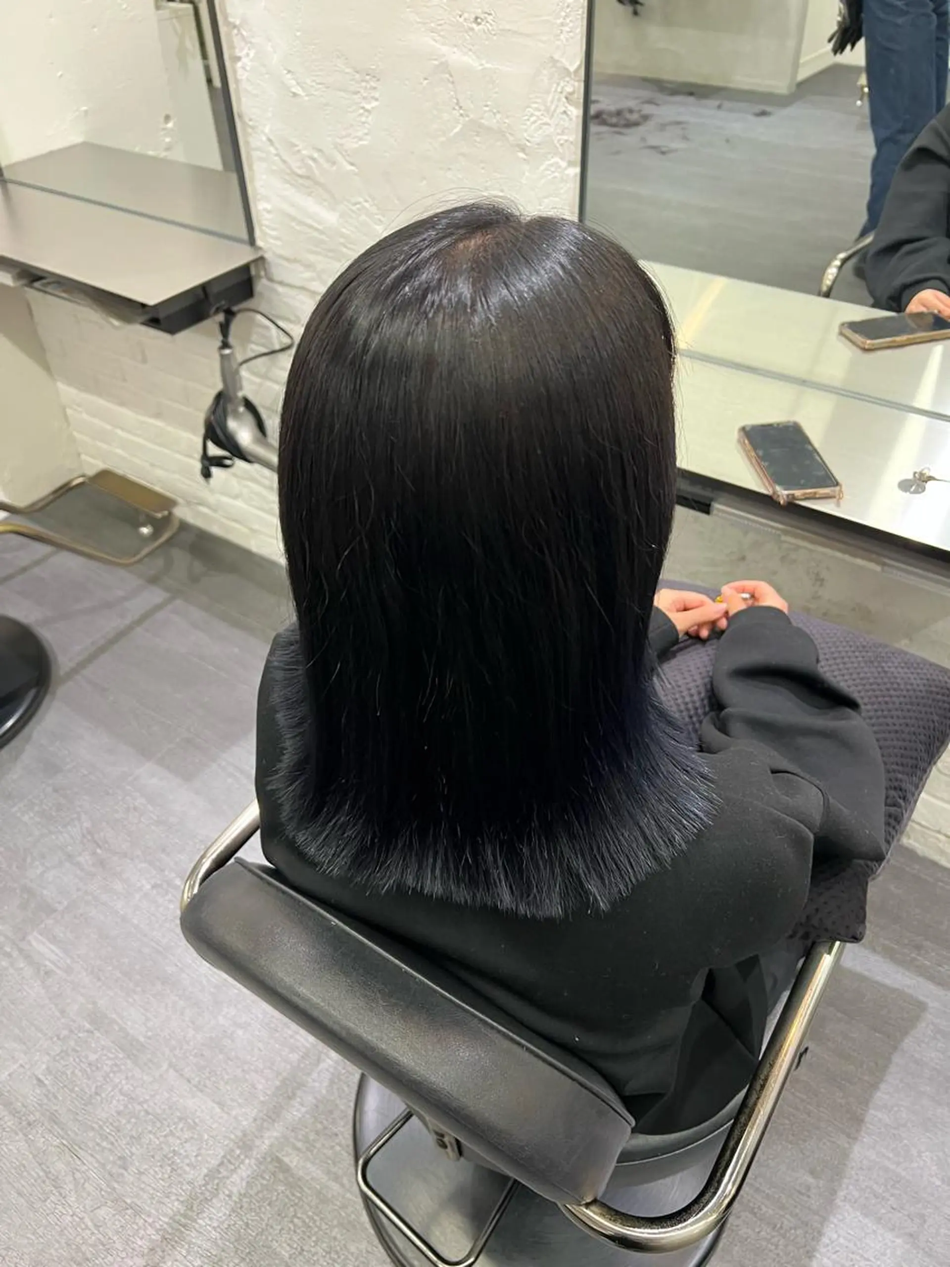 ミディアム カラー HERMITAGE YUDUKIのヘアスタイル