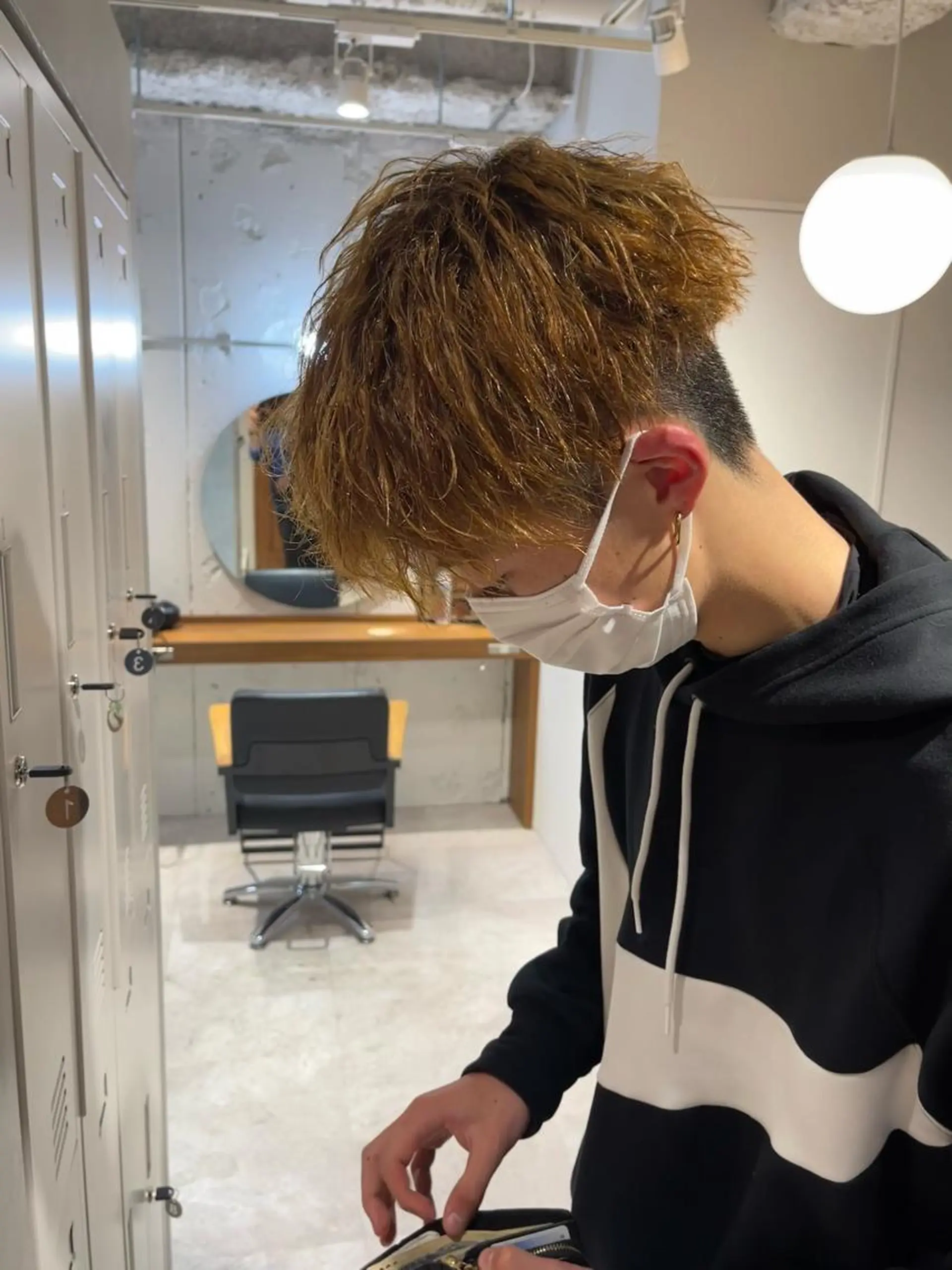 パーマ メンズ メンズパーマ メンズツイストパーマ ツイストパーマ カット パーマ 店長　MANAMI ／ブリーチ／骨格ボブのヘアスタイル