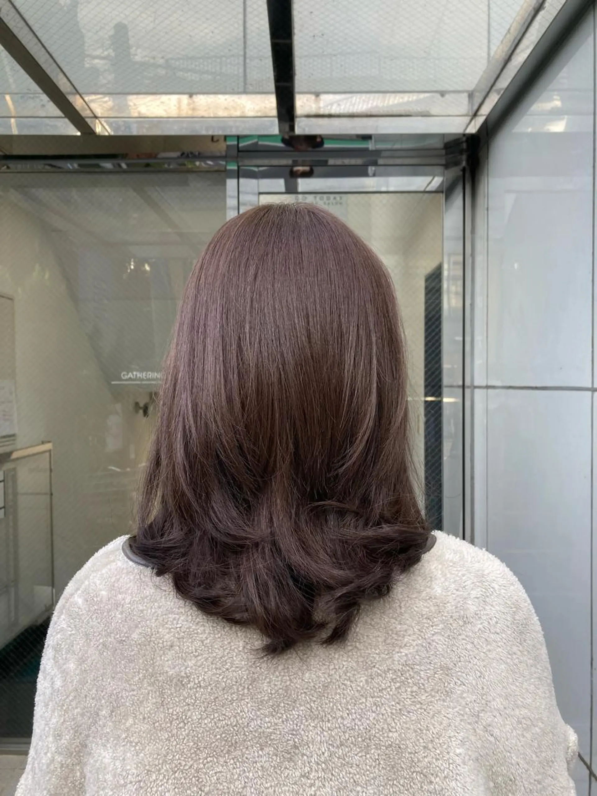 セミロング カット ヘアカラー トリートメント 寺田 ゆりのヘアスタイル