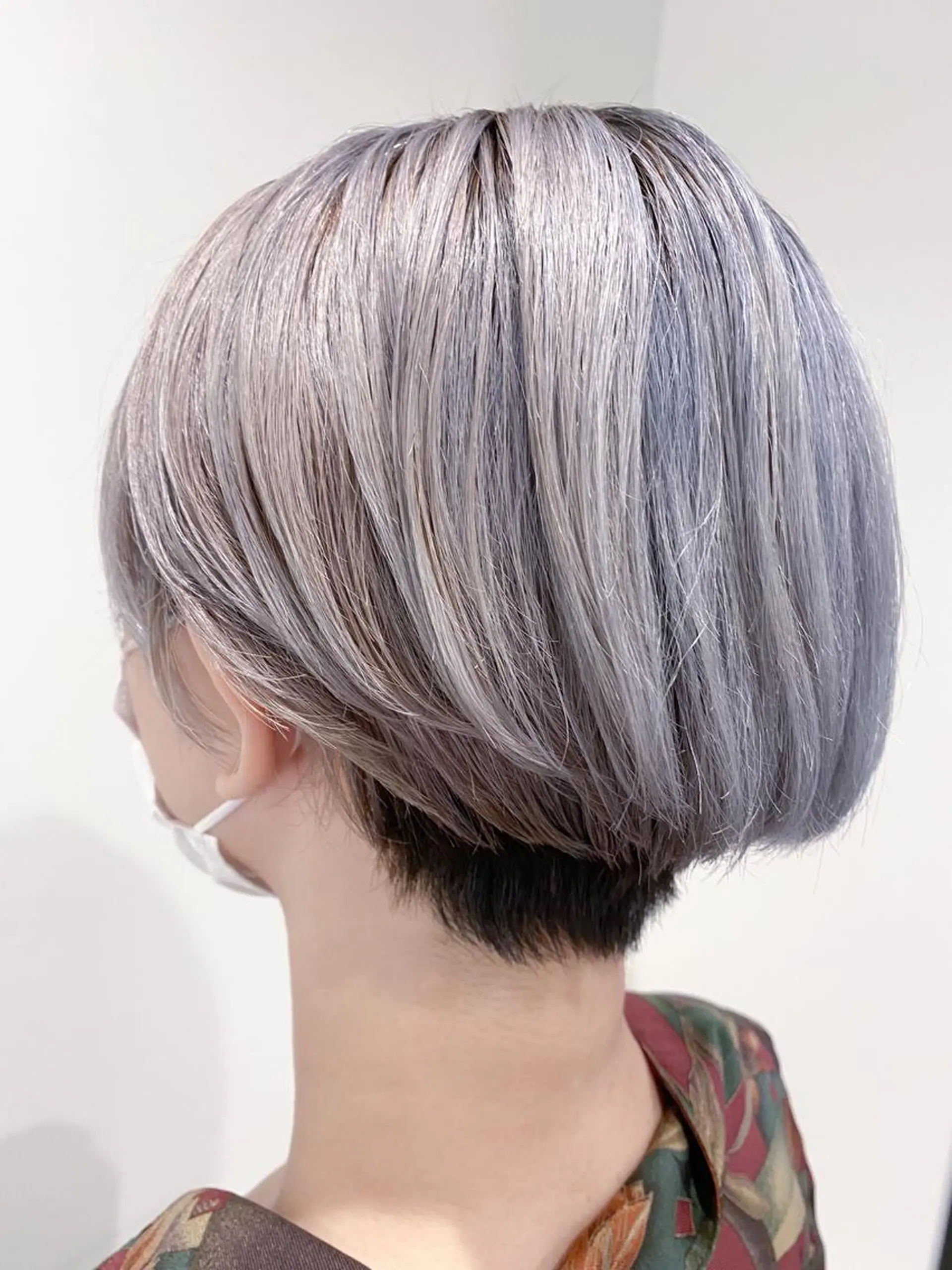 ショート カラー ハイライト/ブリーチ バレイヤージュ関佳祐のヘアスタイル