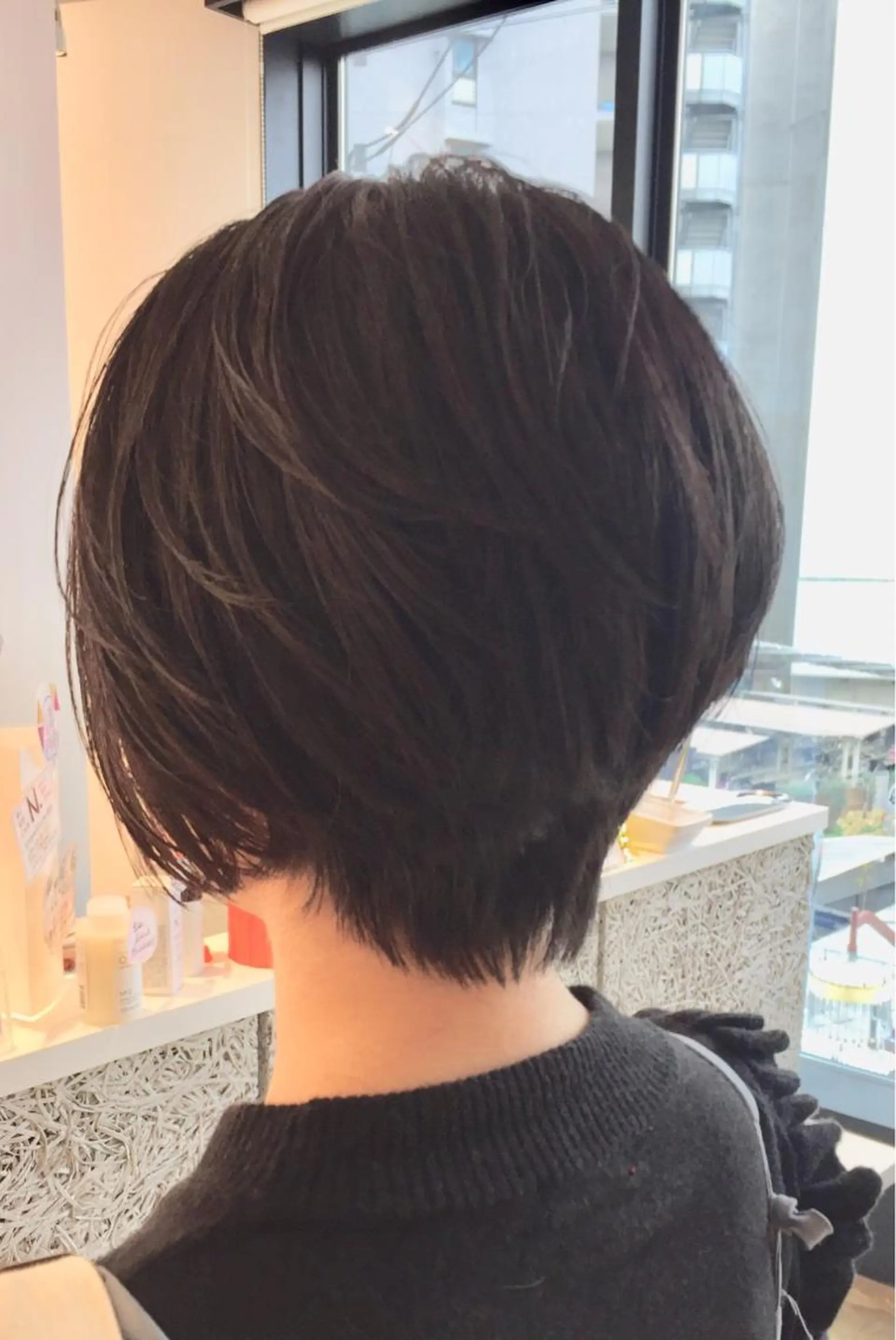 ショート ショートヘア カット ヘアカラー トリートメント 所渉/韓国レイヤー /ウルフカットのヘアスタイル