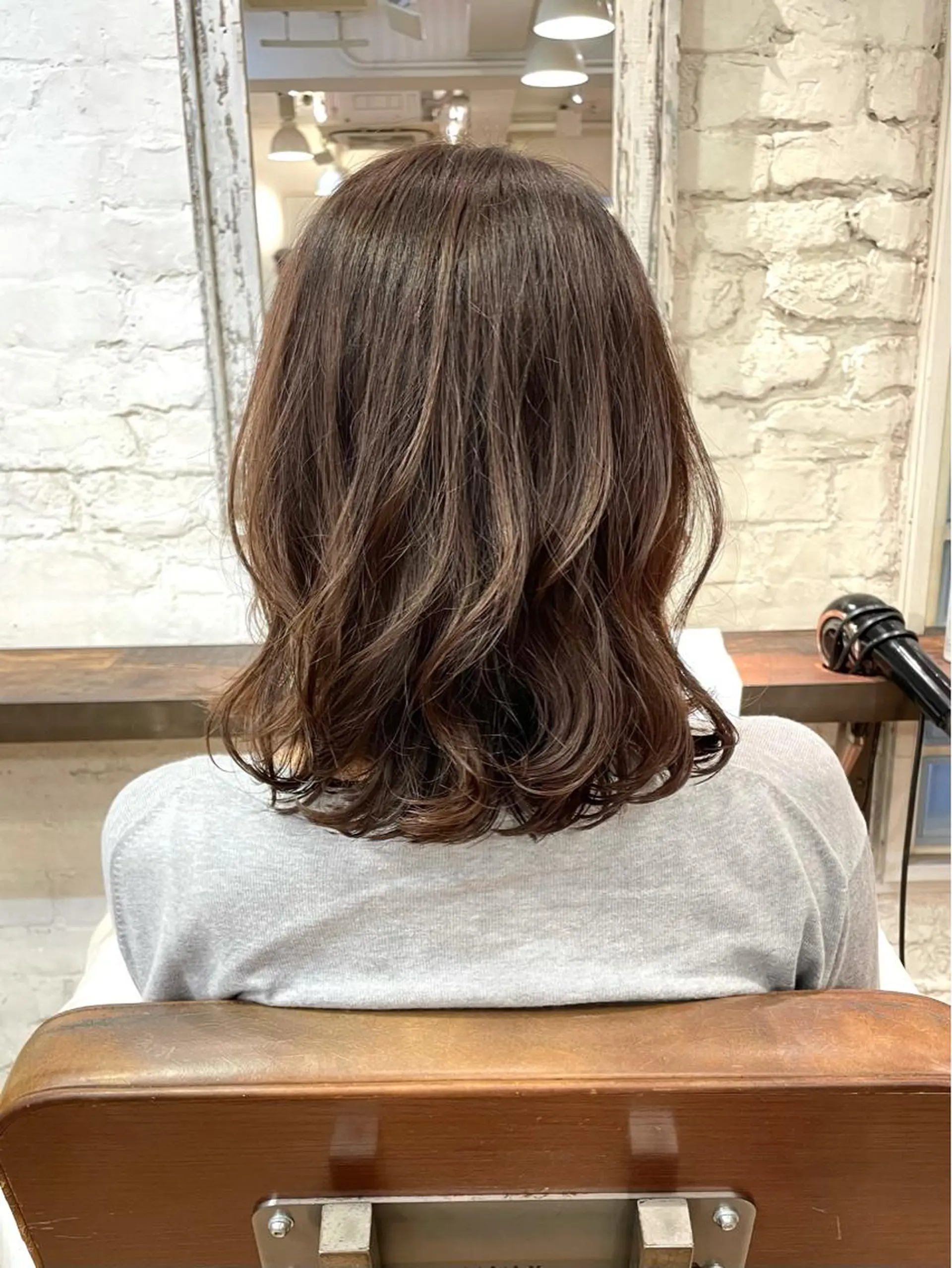 ミディアム パーマ ミディアムパーマ ボブ くせ毛 ハイライト ウルフカット 銀座No.1髪質改善 縮毛矯正/本木のヘアスタイル