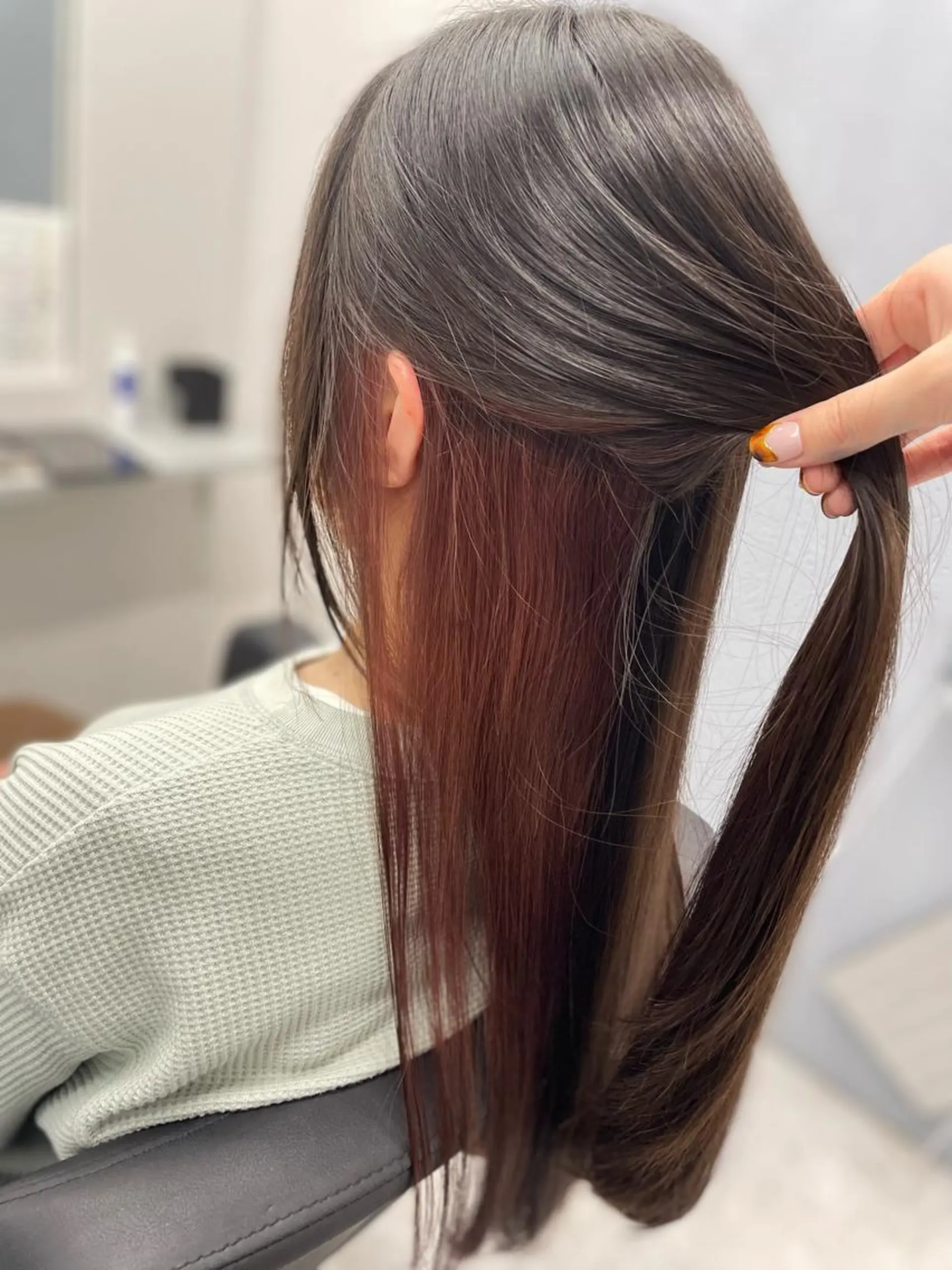 カラー 透明感♡くすみカラー shiori/小岩のヘアスタイル