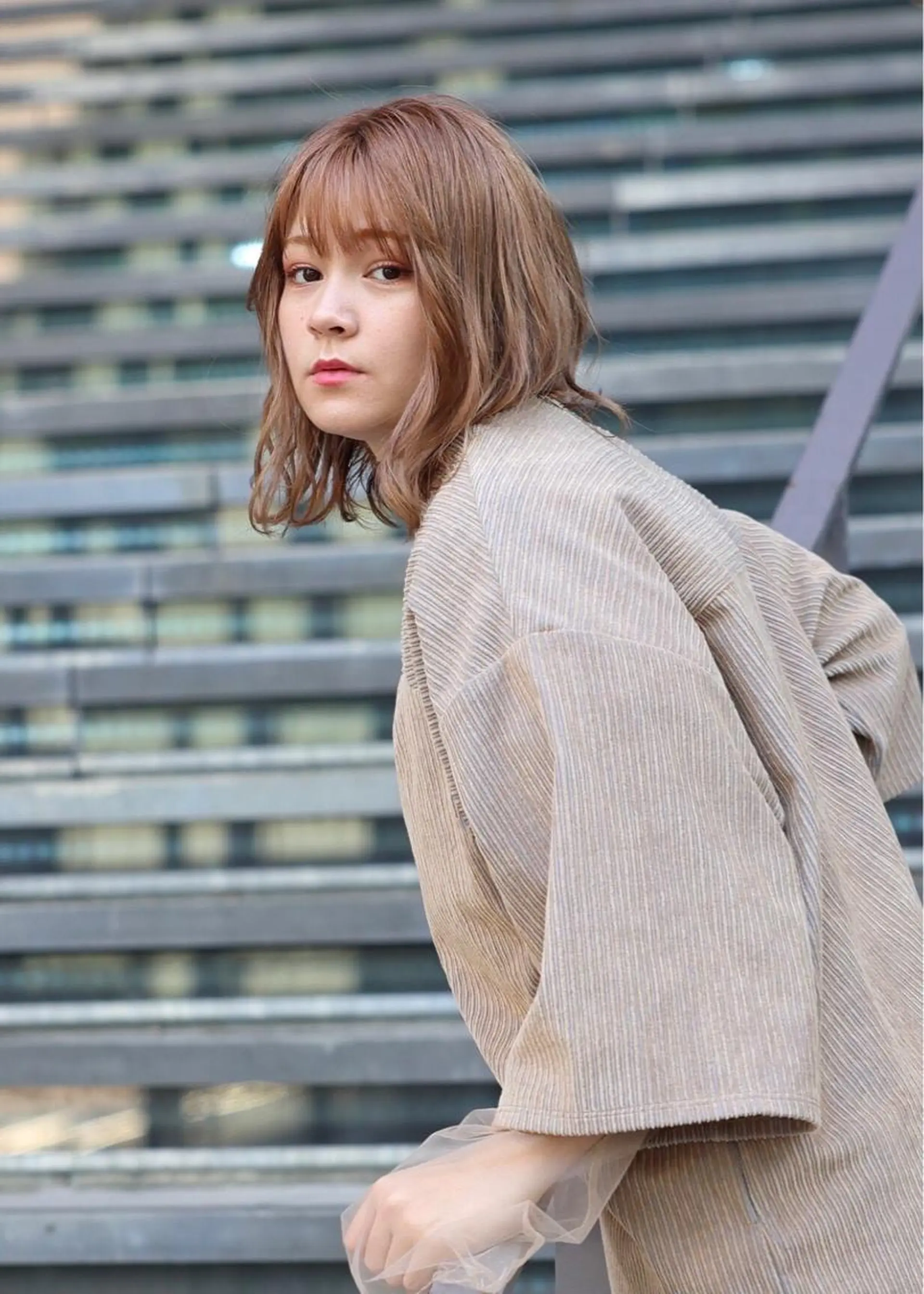 ミディアム カラー パーマ ヘアアレンジ キッズ ネイル マツエク・マツパ カット ヘアカラー バトヘアー渋谷 officialのヘアスタイル