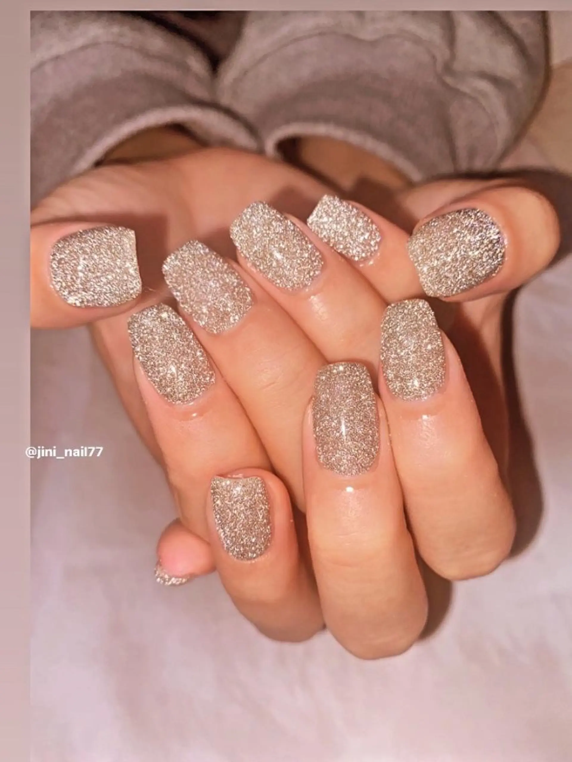 ネイル ハンドネイル ジニ ネイルのネイルデザイン