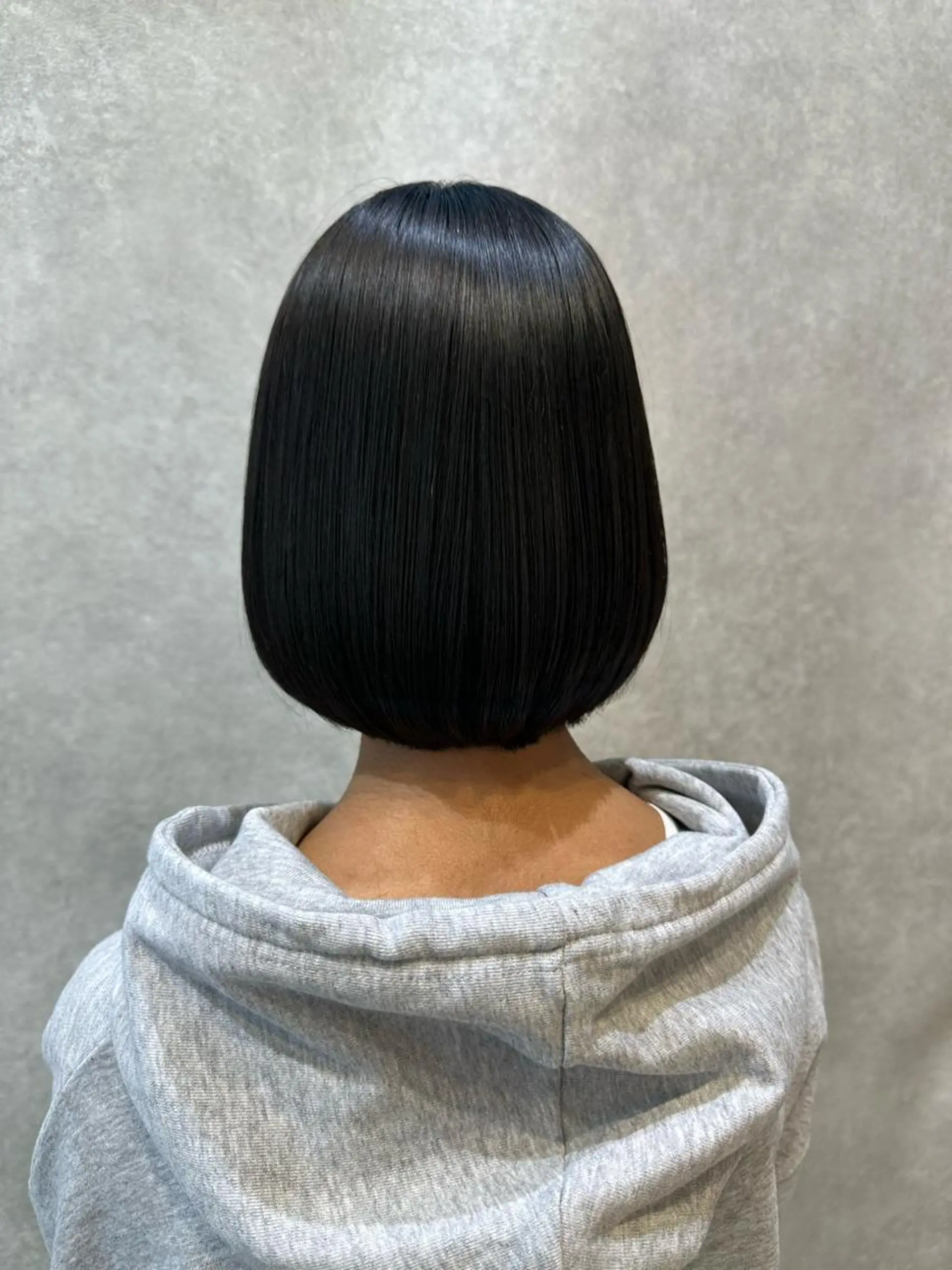 ミディアム 🔸縮毛矯正/髪質 改善カラー石崎🔸のヘアスタイル