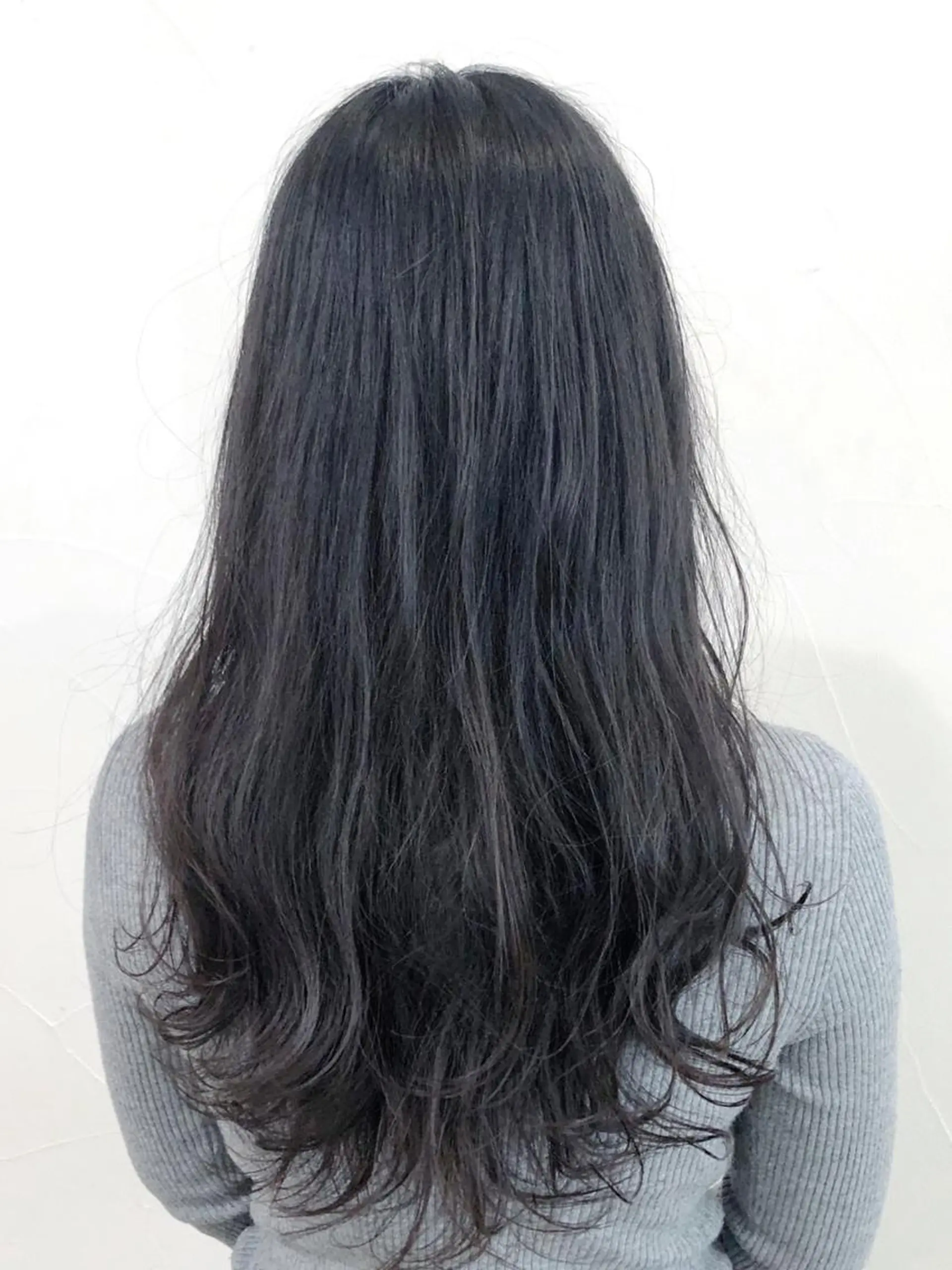 カラー 下池 紗加のヘアスタイル