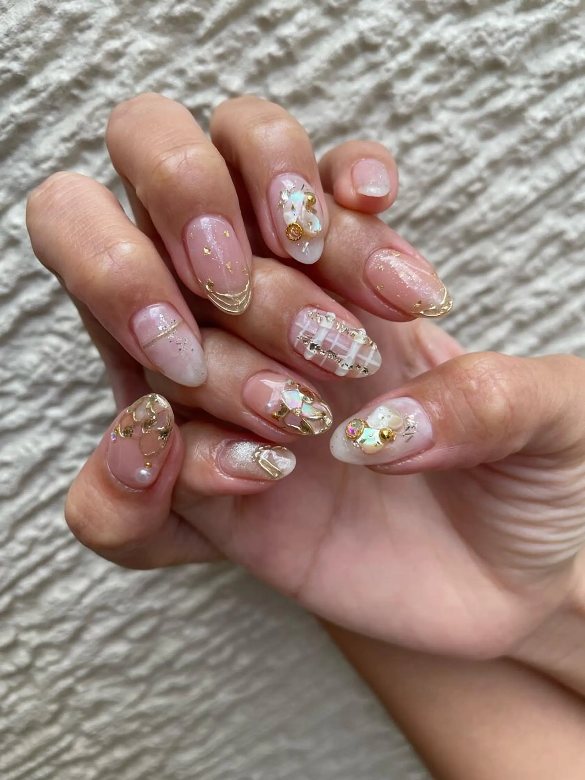 ロング カラー ヘアアレンジ キッズ ネイル マツエク・マツパ アイブロウ 福田 加奈のネイルデザイン