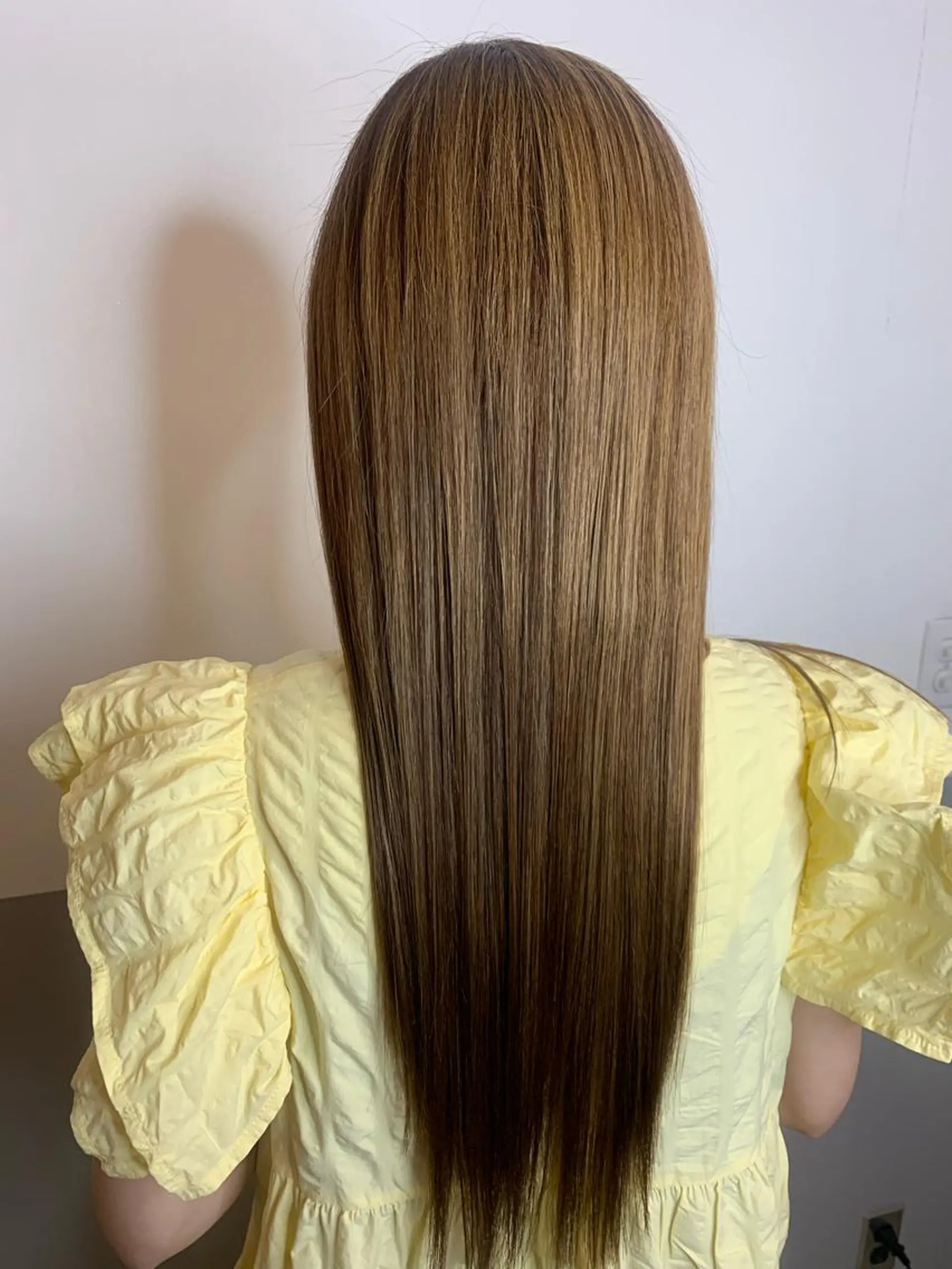 ミディアム カラー ミディアムパーマ ブリーチ トリートメント トップ スタイリストのヘアスタイル