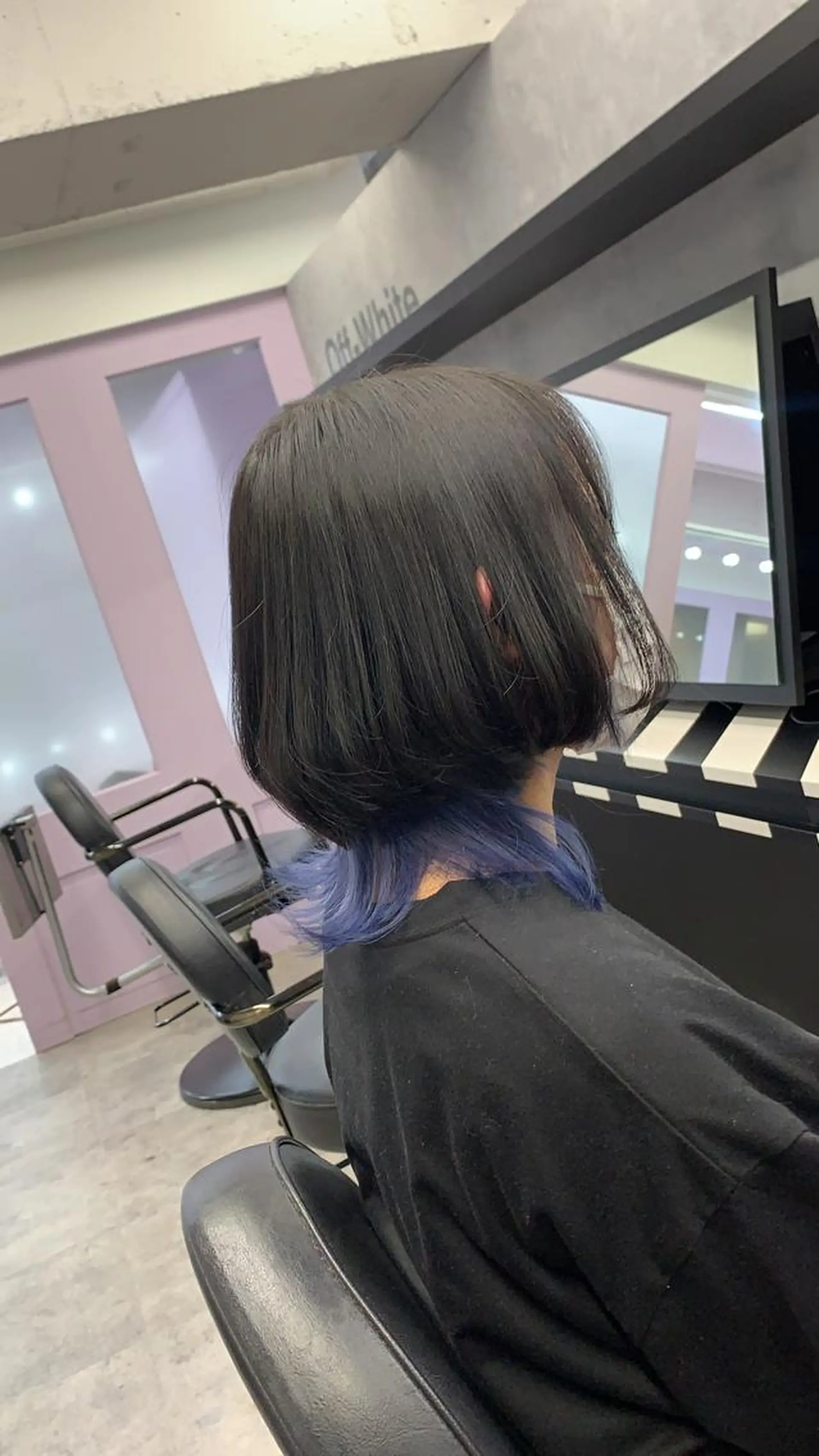 ショート 派手髪支持率No1 Eisukeのヘアスタイル