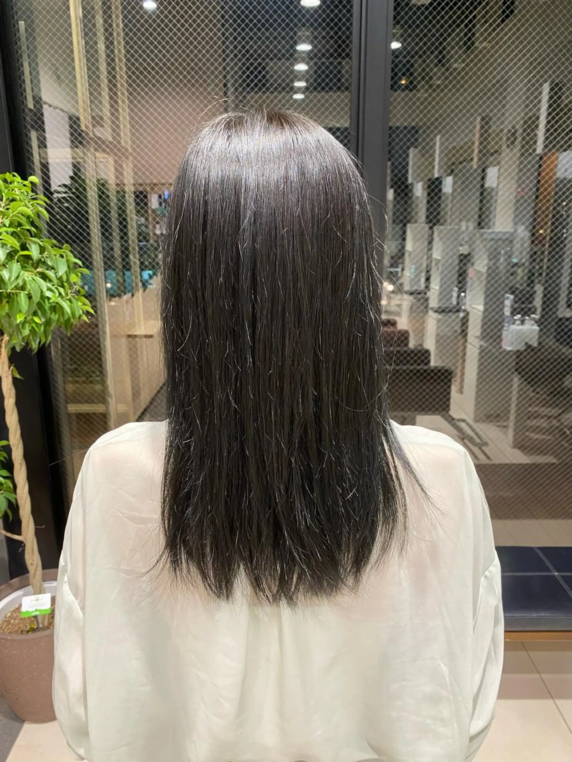 ロング ボブ/パーマ/レイ ヤー/新宿/KOKIのヘアスタイル