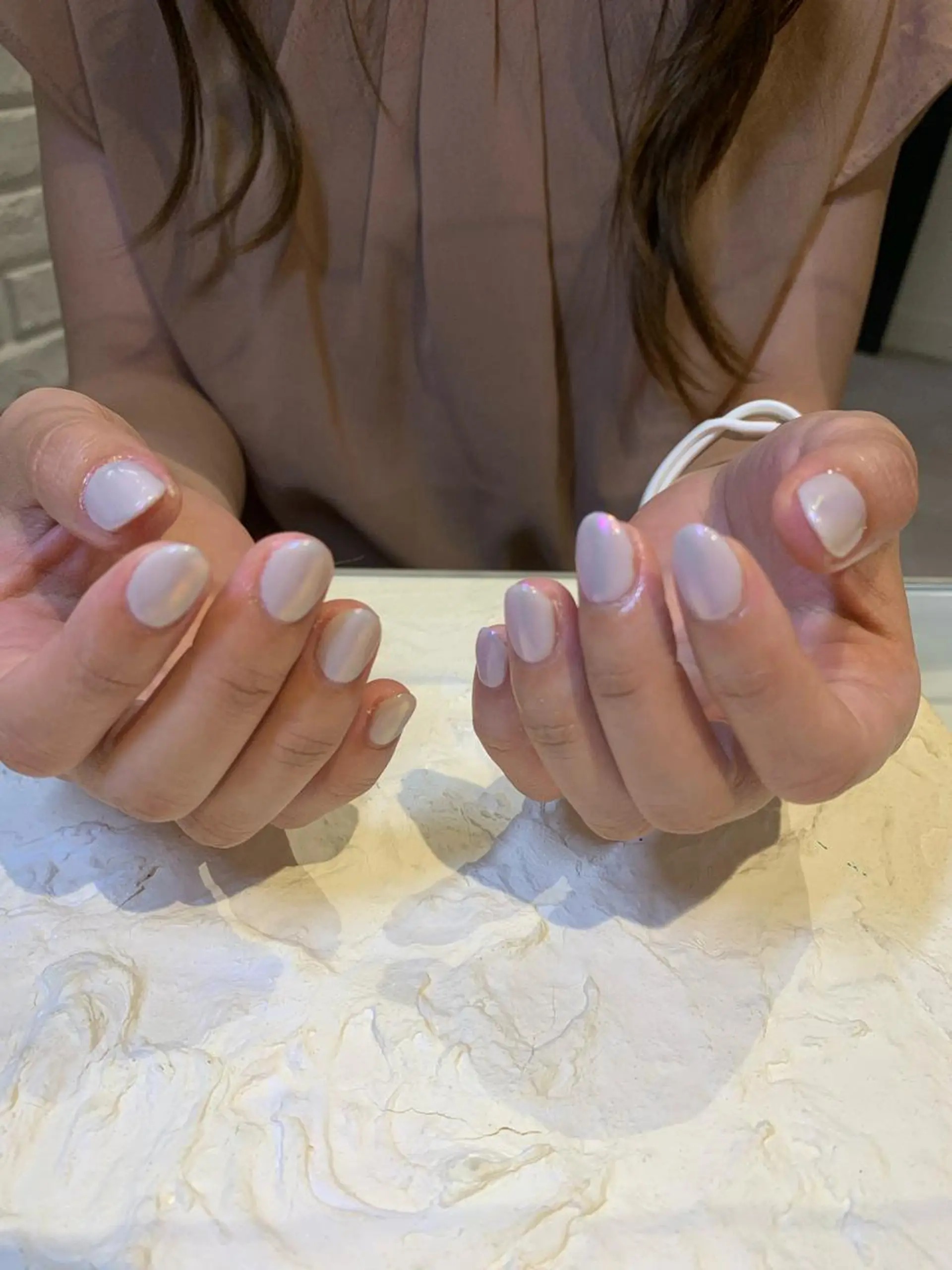 ネイル オーロラネイル ワンカラーネイル マキノ ユイのネイルデザイン