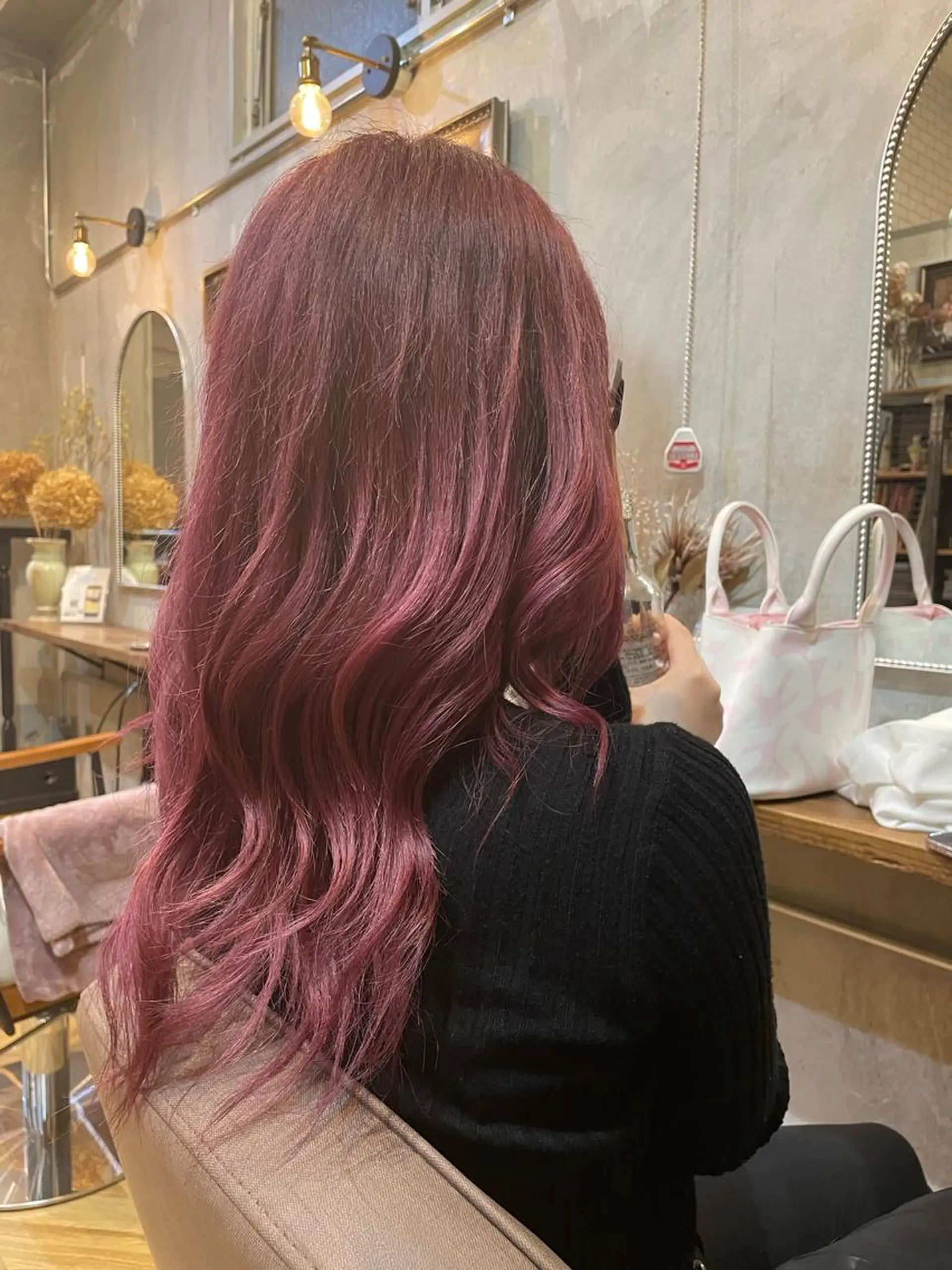 セミロング 雨宮花果/国立 透明感カラーのヘアスタイル