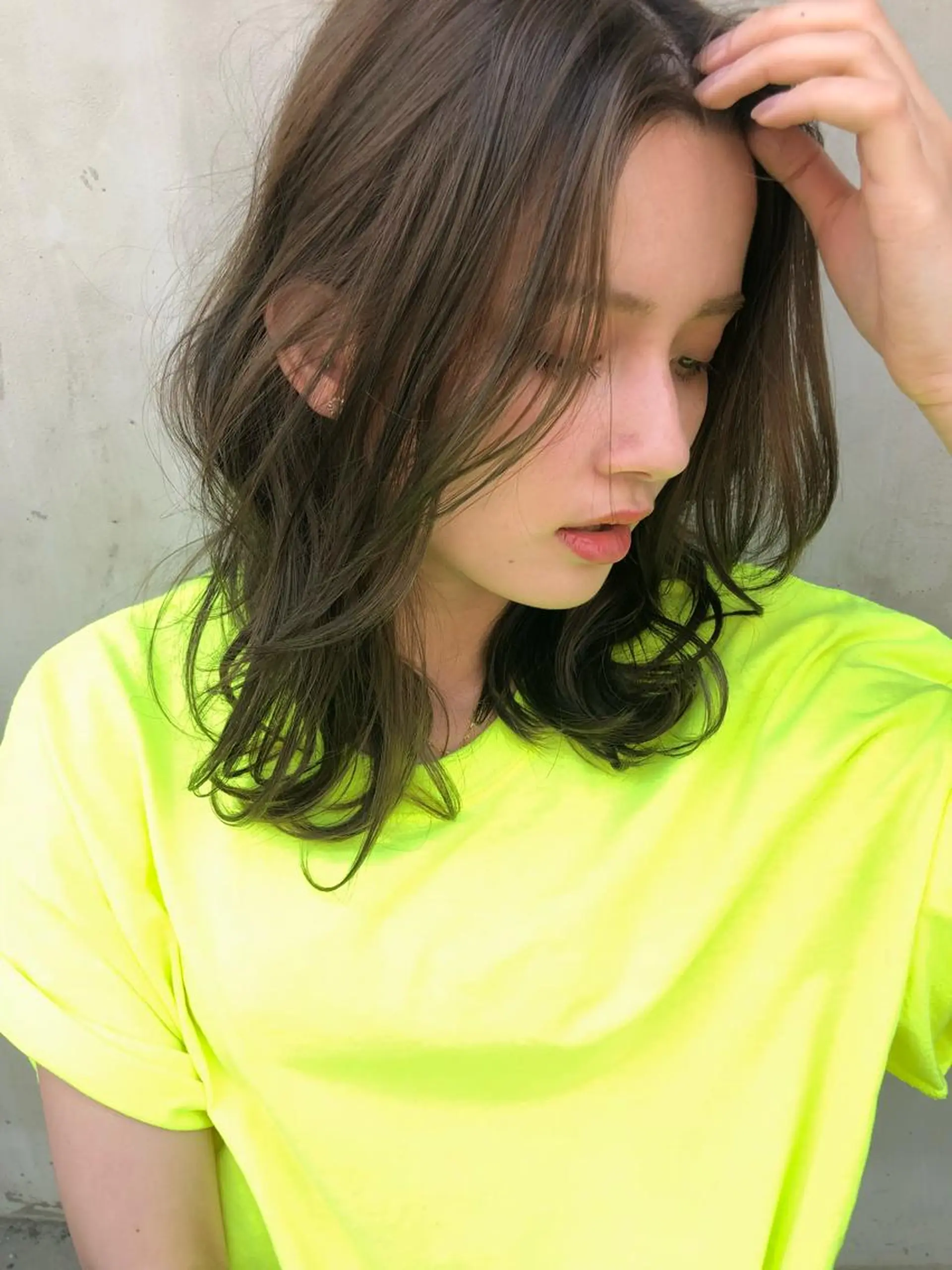 ミディアム 切りっぱなしボブ ミディアムパーマ アッシュ ボブ 外国人風カラー ショート職人 美容師【KENTA】のヘアスタイル