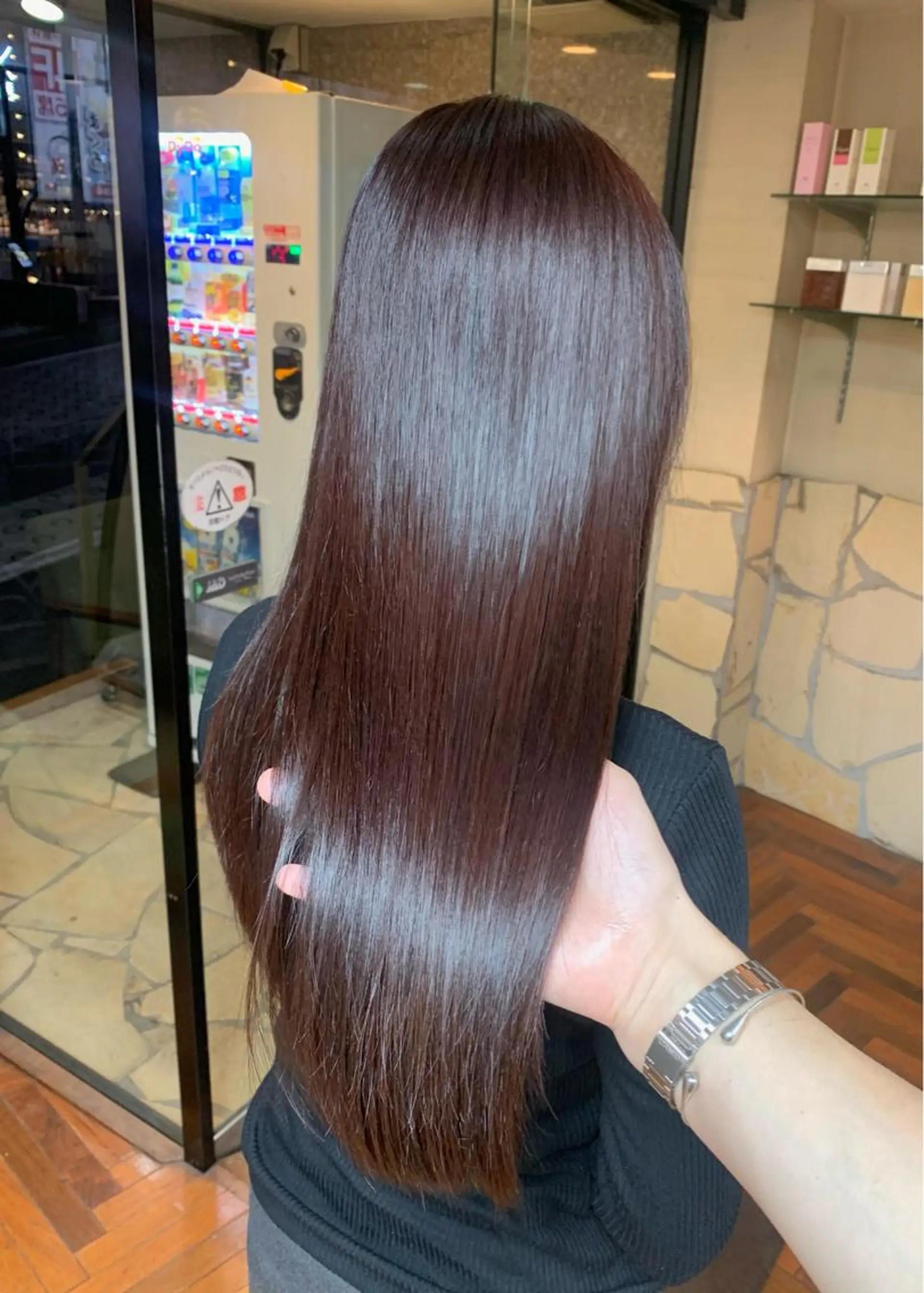 ロング カラー ブリーチ グレージュ ラベンダーカラー ラベンダーグレージュ ラベンダーグレー トリートメント 矢野 晃平のヘアスタイル