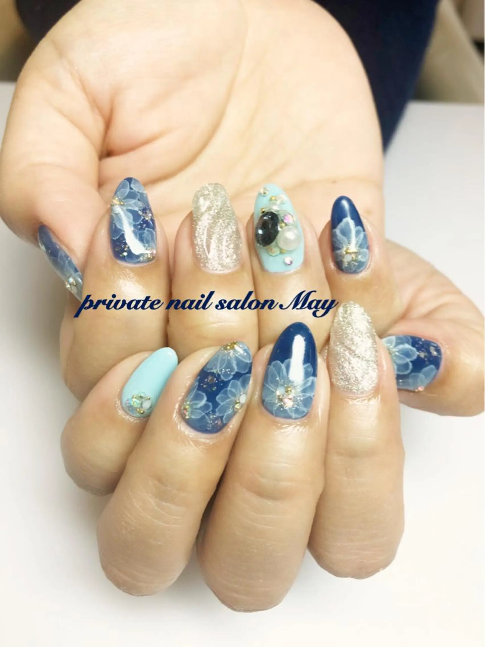 ネイル アートネイル ブルー フラワーネイル nailsalon mayのネイルデザイン