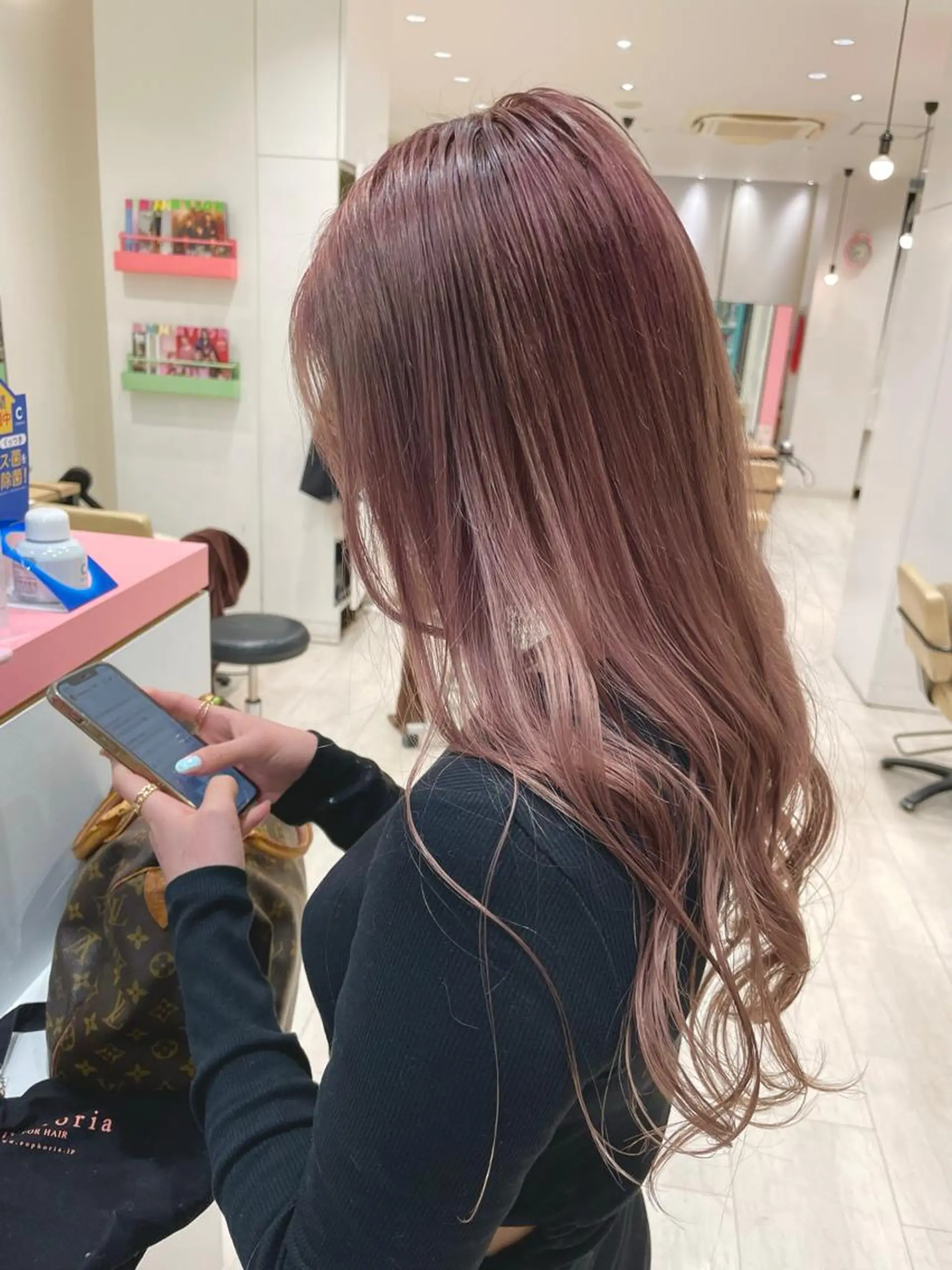 ロング カラー ヘアアレンジ メンズ マツエク・マツパ アイブロウ メンズブリーチ ベージュカラー ブリーチ ピンクカラー ピンクベージュ 韓国風ハッシュカット 似合わせレイヤー池袋のヘアスタイル