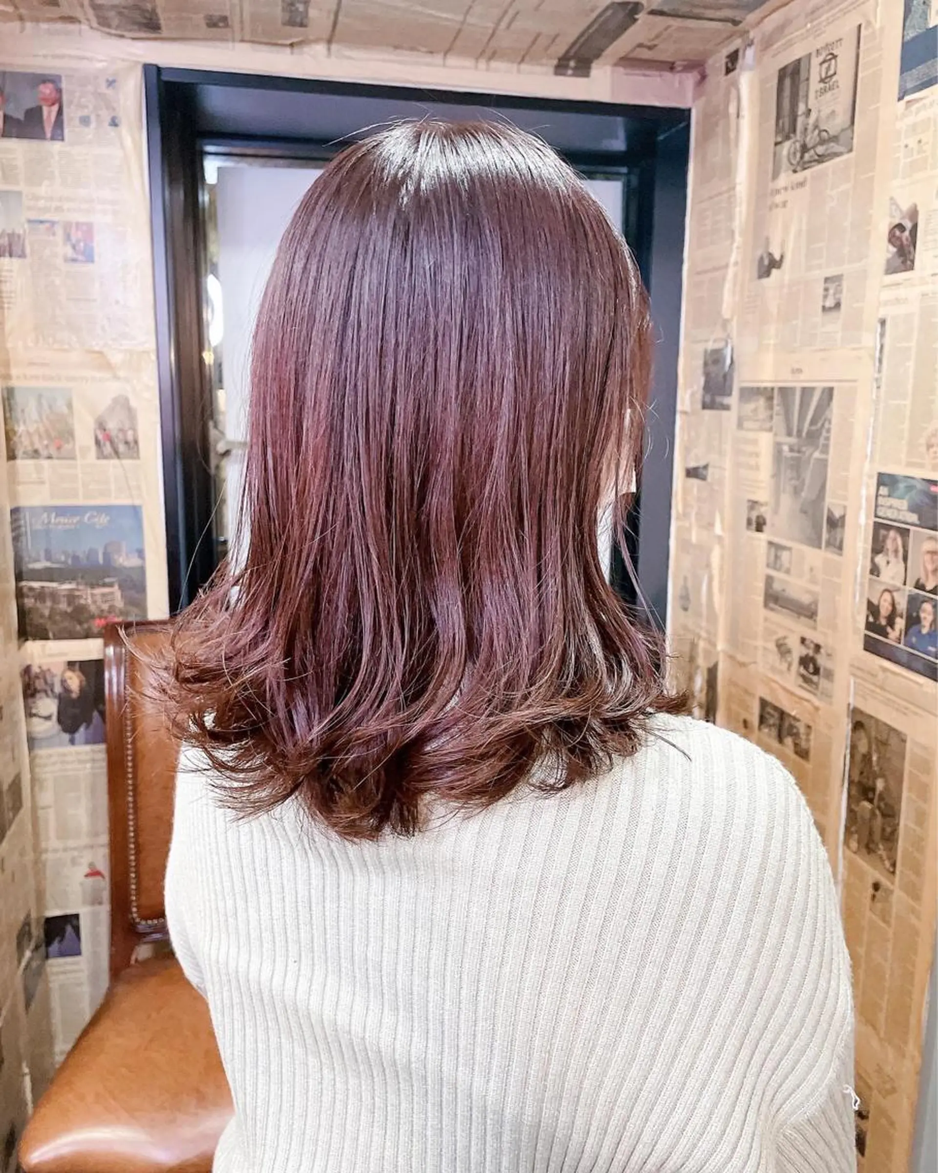 ミディアム カラー ヘアアレンジ ネイル マツエク・マツパ アイブロウ Chic シックのヘアスタイル