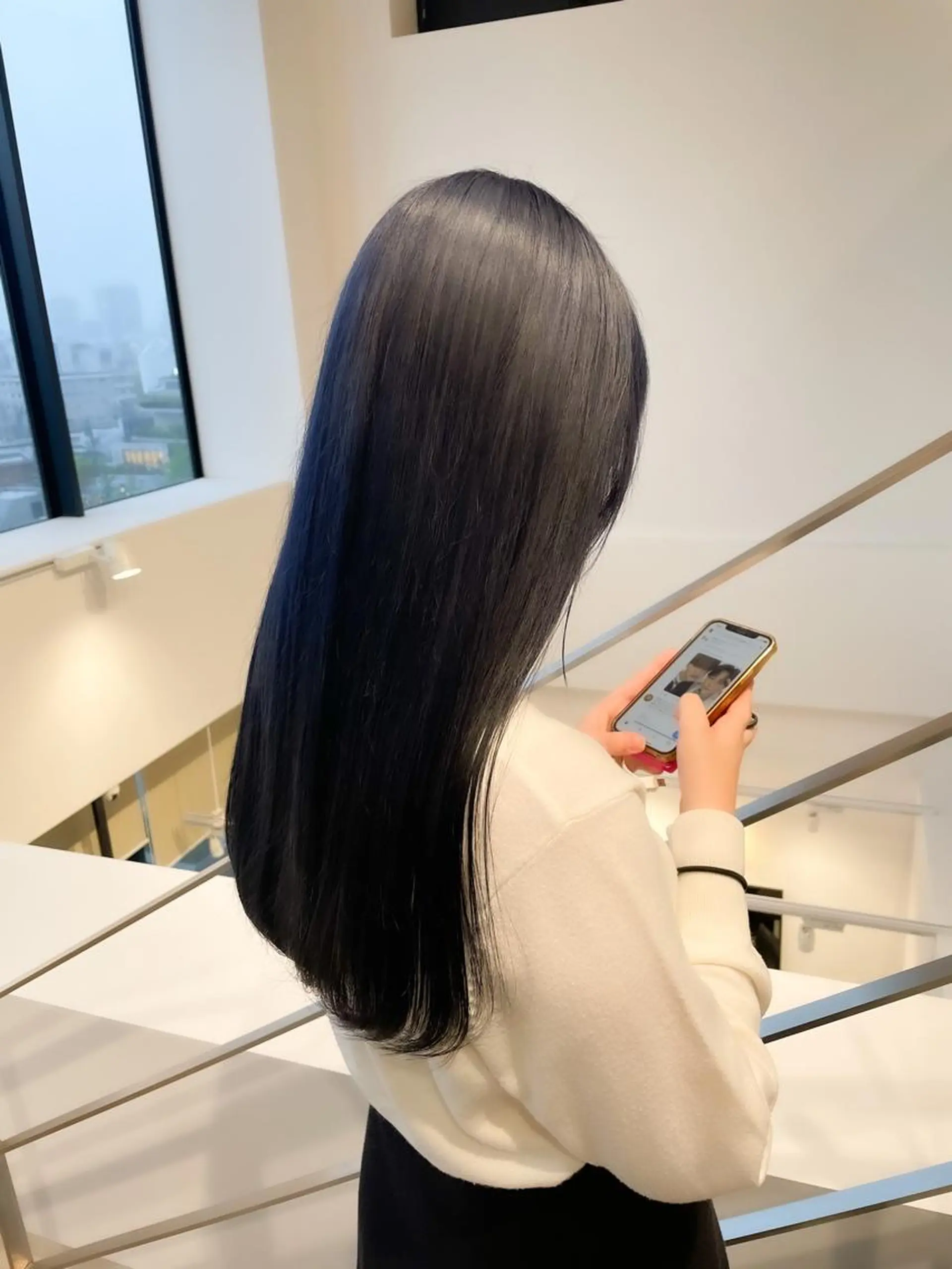 ミディアム カラー ヘアアレンジ アイブロウ ミニボブ/ブリーチ 🌈MISATOのヘアスタイル