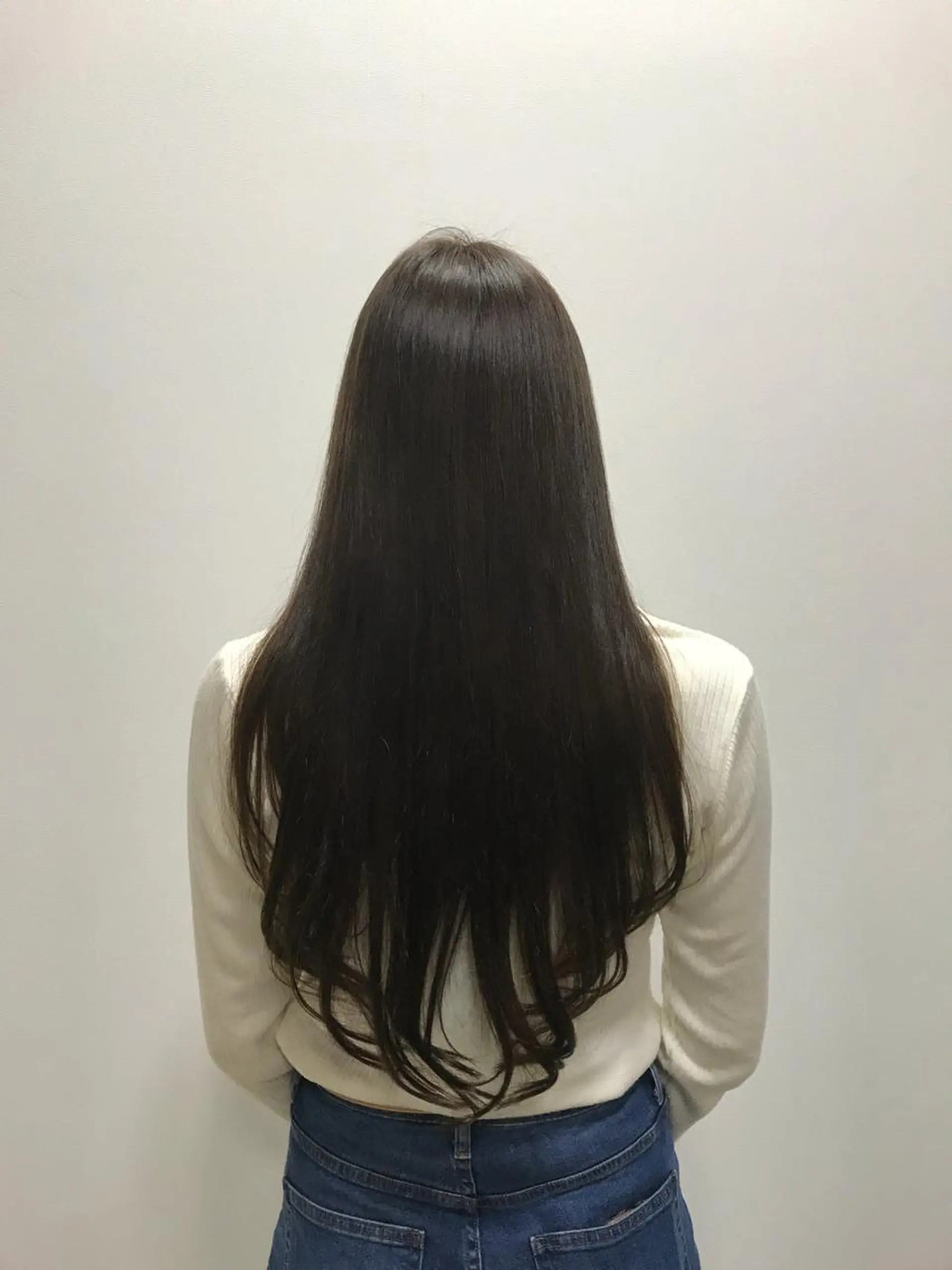 ロング カラー アッシュ カット ヘッドスパ 丹下 鐘太郎のヘアスタイル