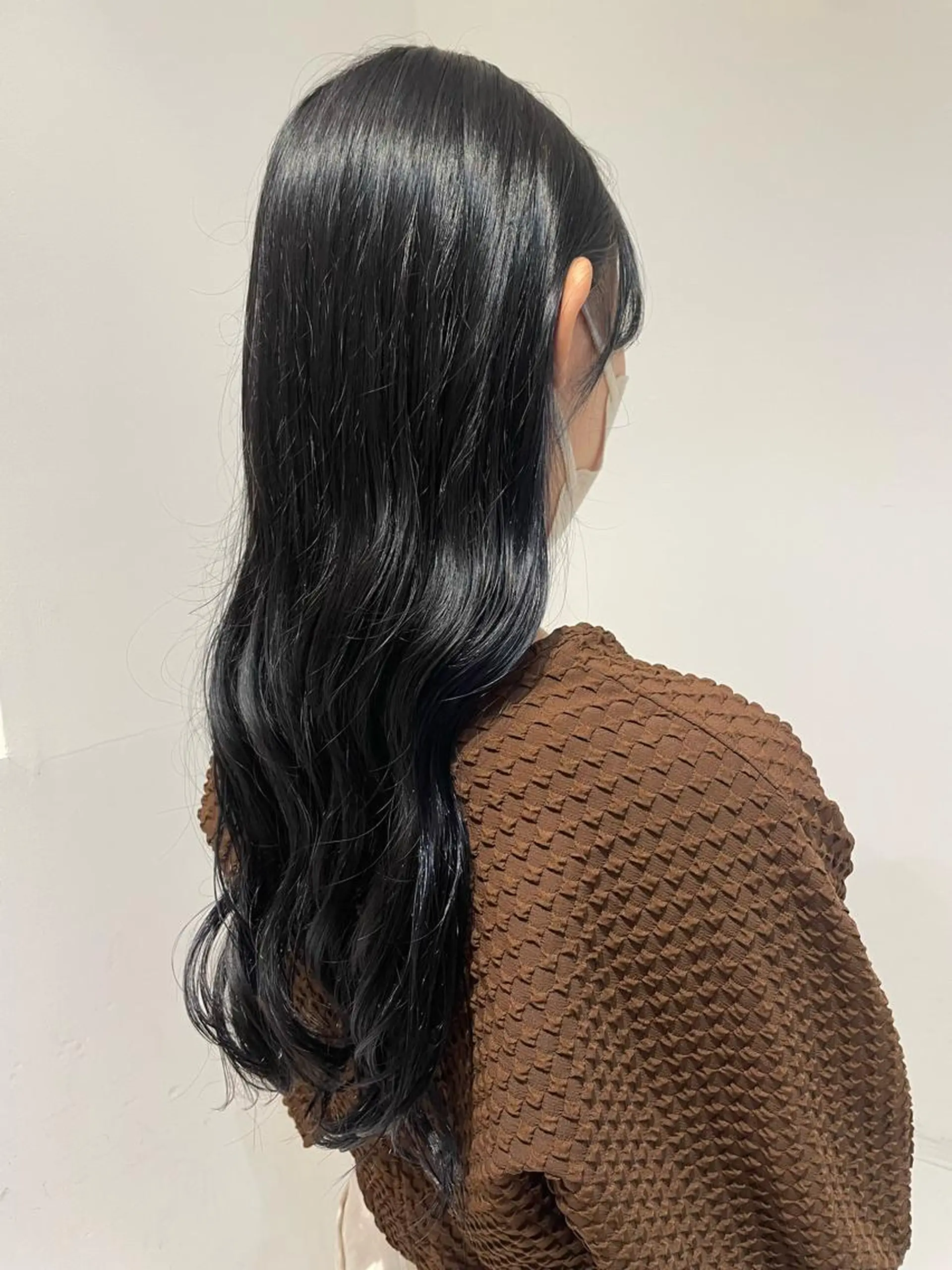 ロング カラー 黒髪 ブルーカラー ブルーブラック 透明感カラー 顔まわり/インナー カラー/　syuriのヘアスタイル