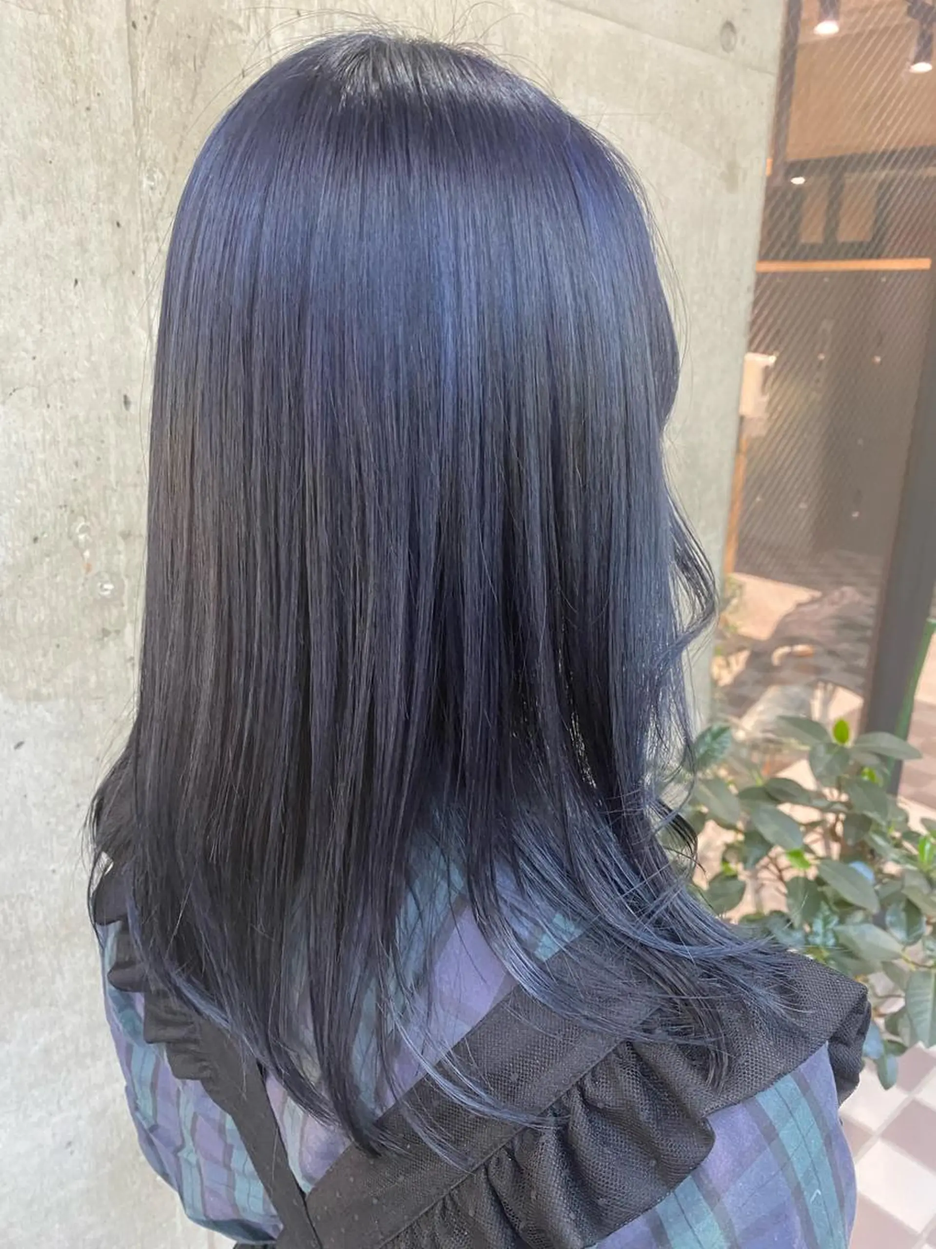 ロング カラー 小坂 麻綾のヘアスタイル