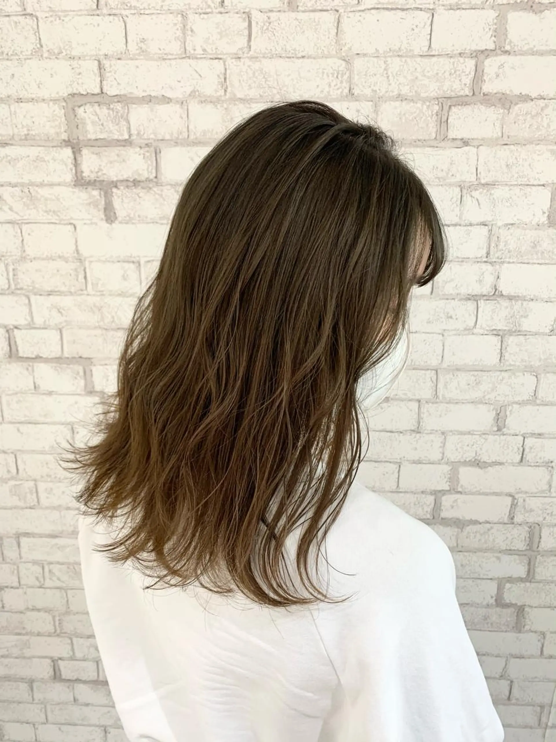 ミディアム 特殊カラー/ブリーチ 道満ゆいなのヘアスタイル