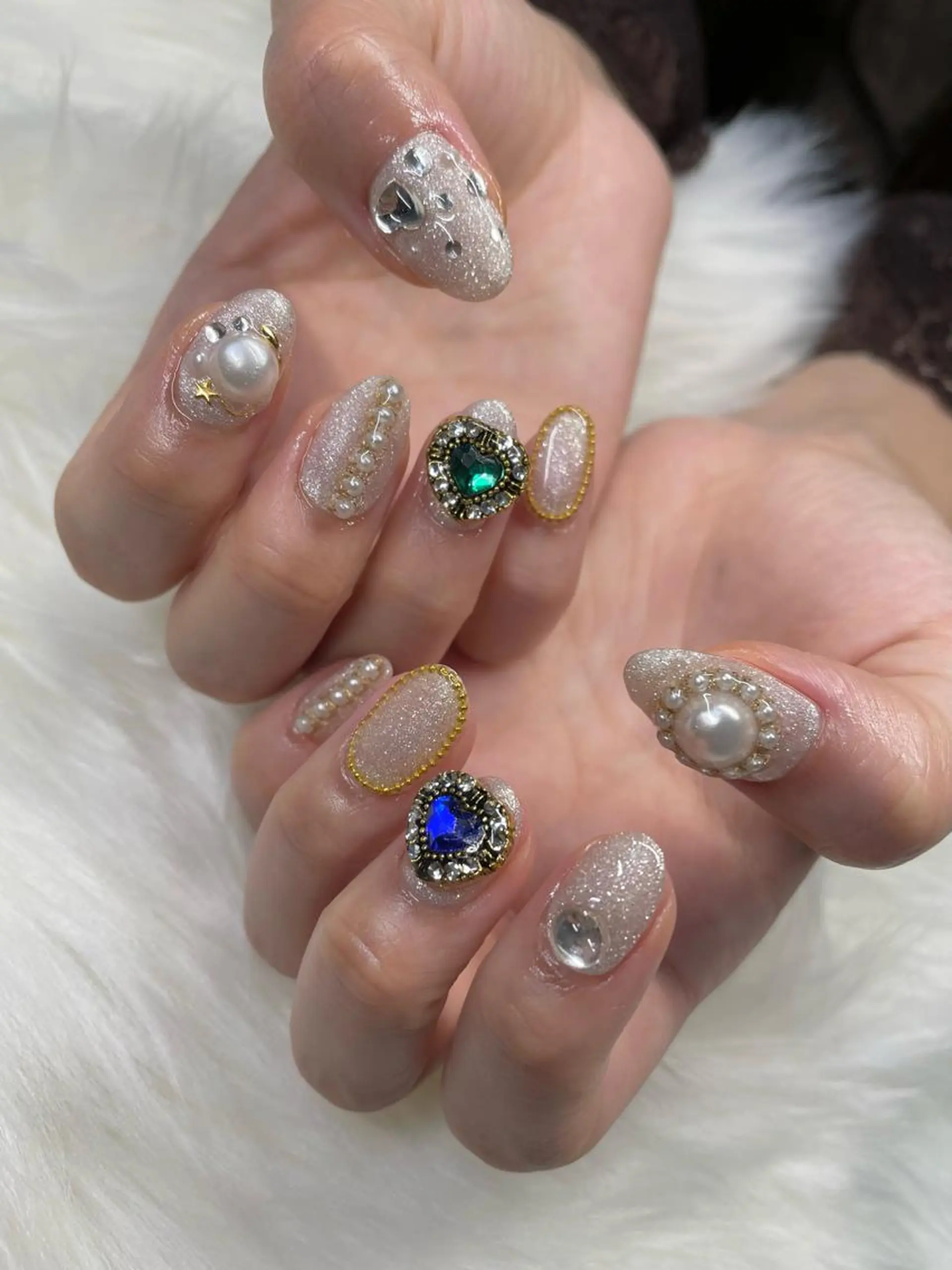 ロング カラー ヘアアレンジ キッズ ネイル マツエク・マツパ 福田 加奈のネイルデザイン