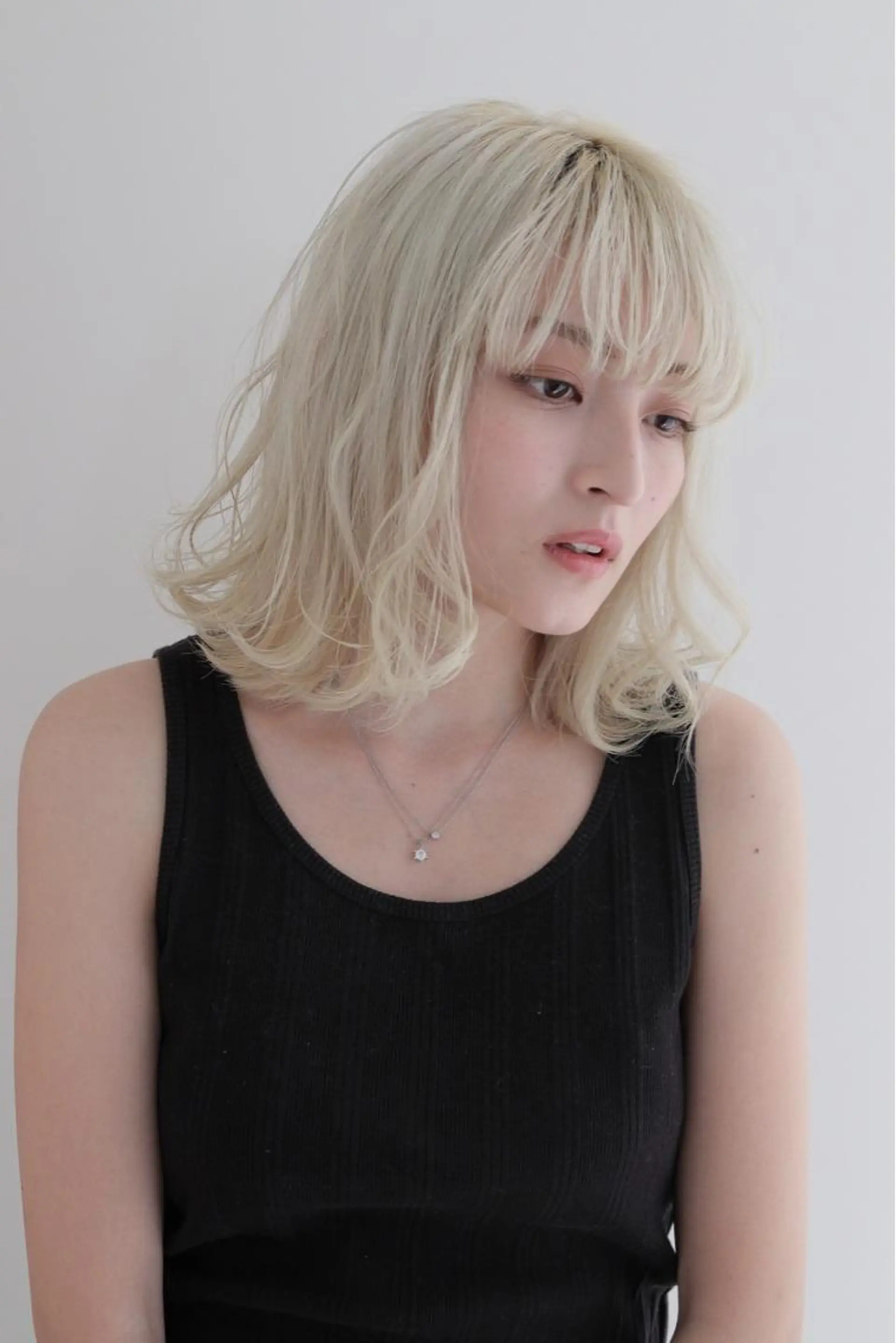 ミディアム 山崎/ボブ縮毛矯正 レイヤー髪質改善のヘアスタイル