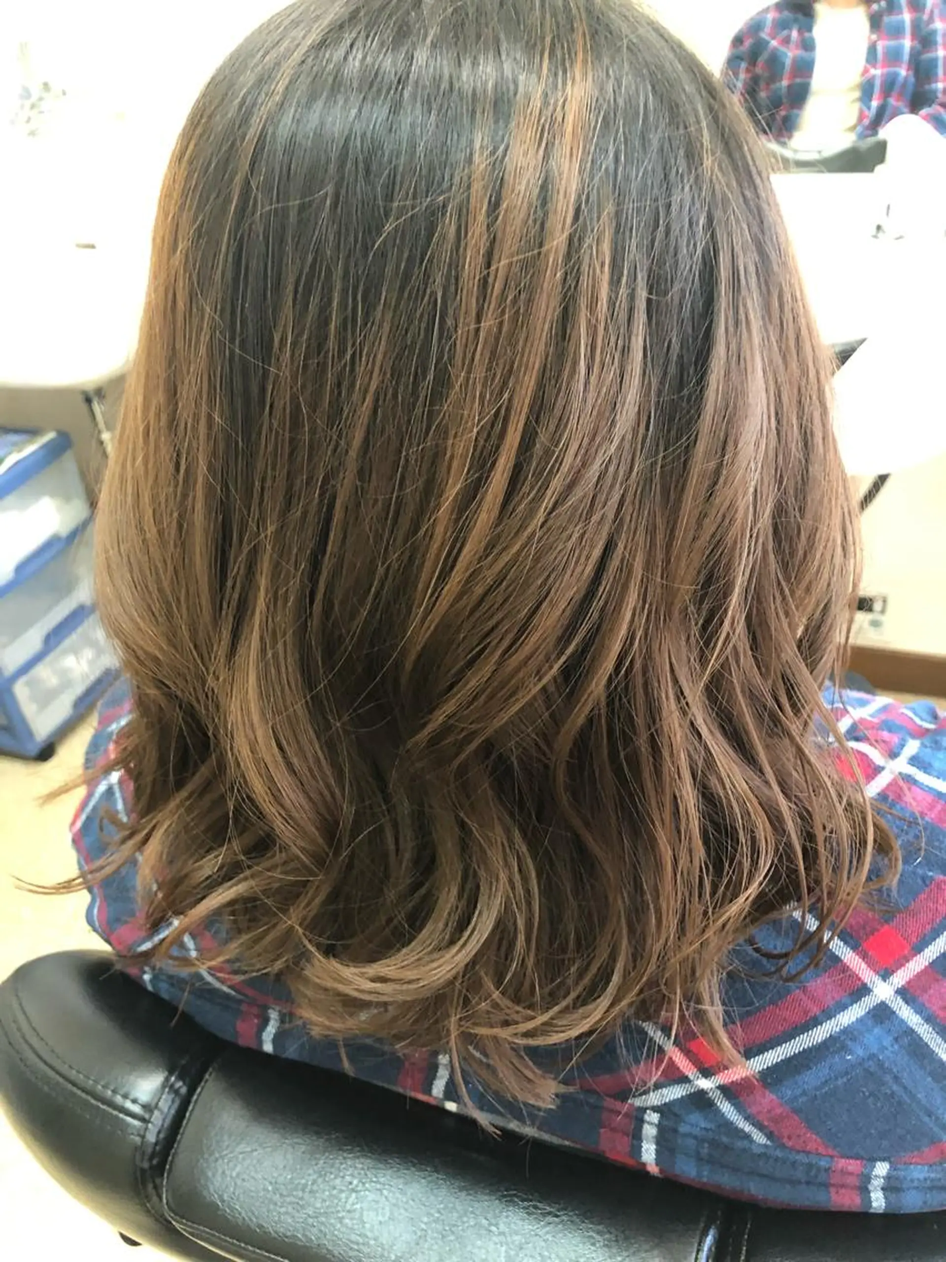 ミディアム 石塚 浩のヘアスタイル
