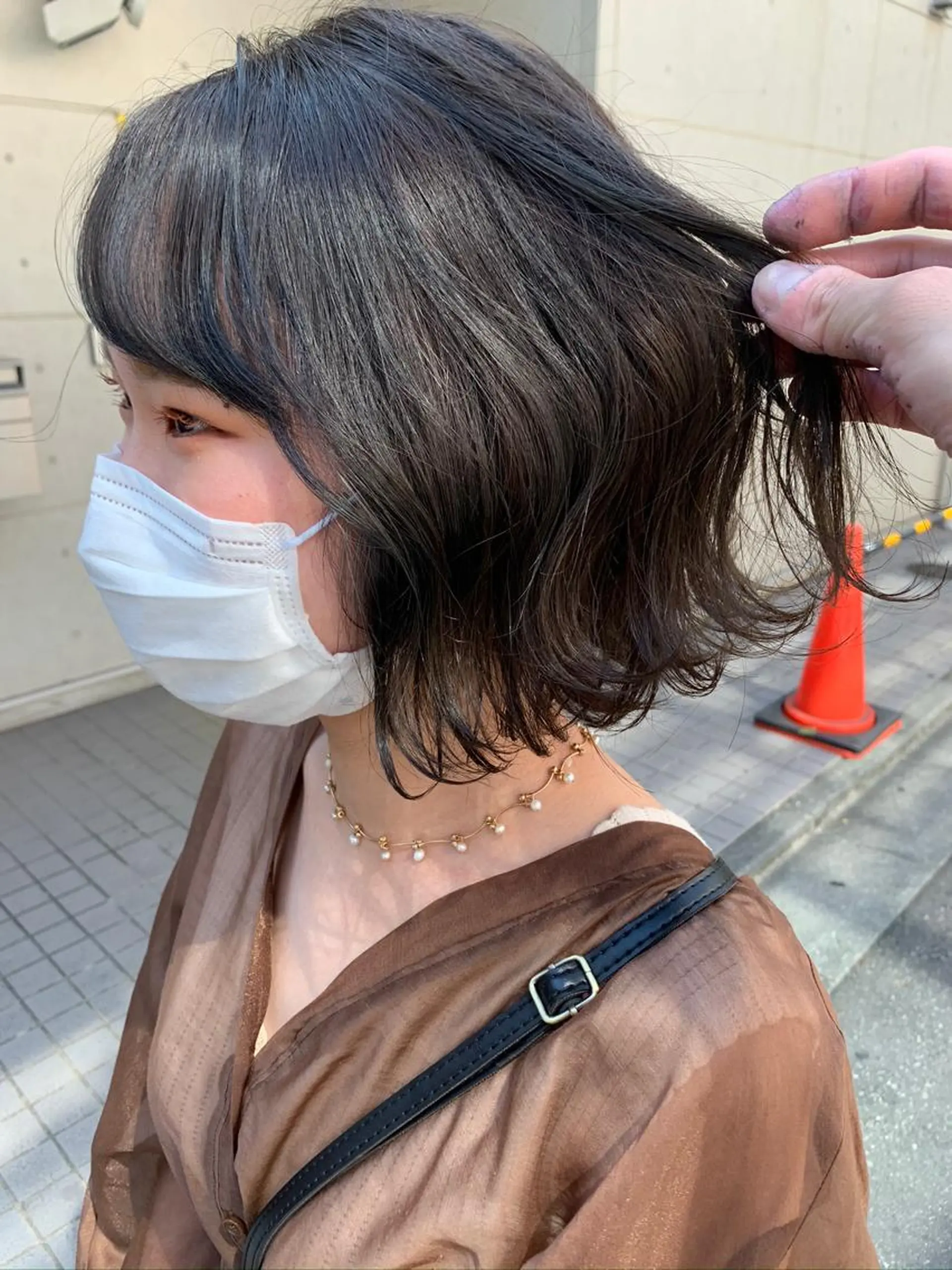 ミディアム カラー ハイトーンボブ 前田 表参道　グレージュのヘアスタイル