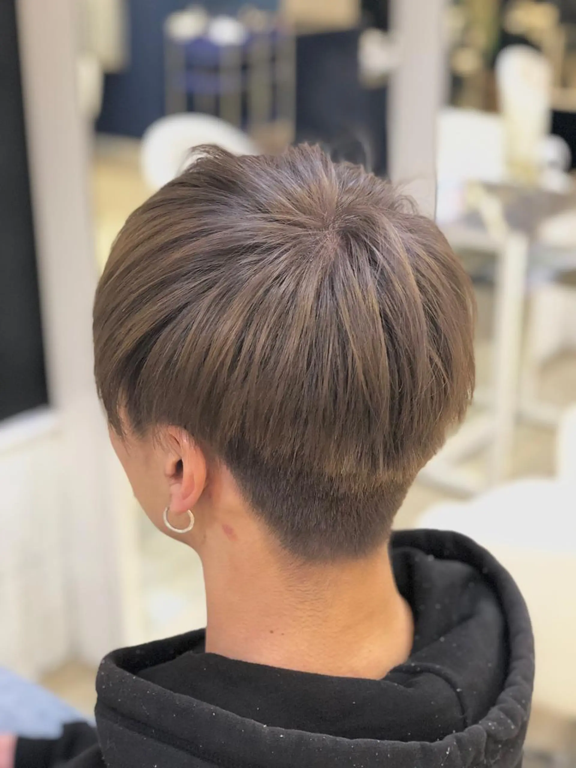 カラー 縮毛矯正　野口 恵のヘアスタイル