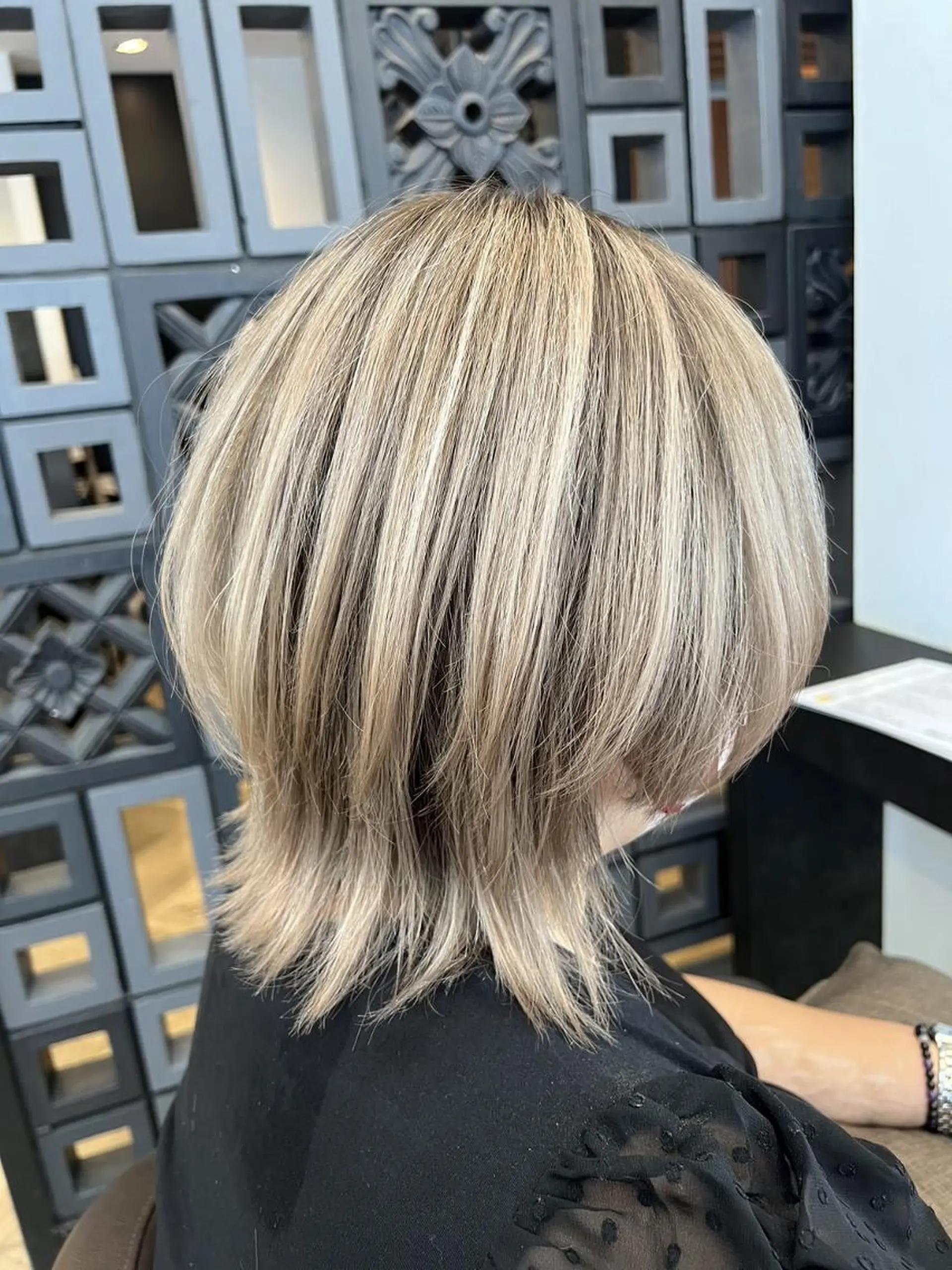 ミディアム fiti 港南台店のヘアスタイル