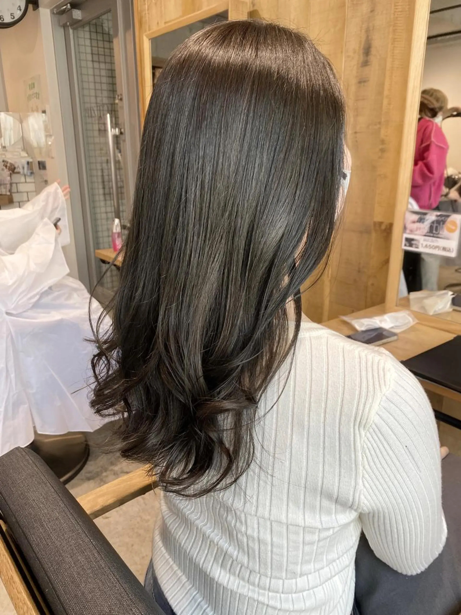 カラー グレージュ オリーブグレージュ オリーブグレー レイヤー/大人ボブ 渡邉【日吉美容室】のヘアスタイル