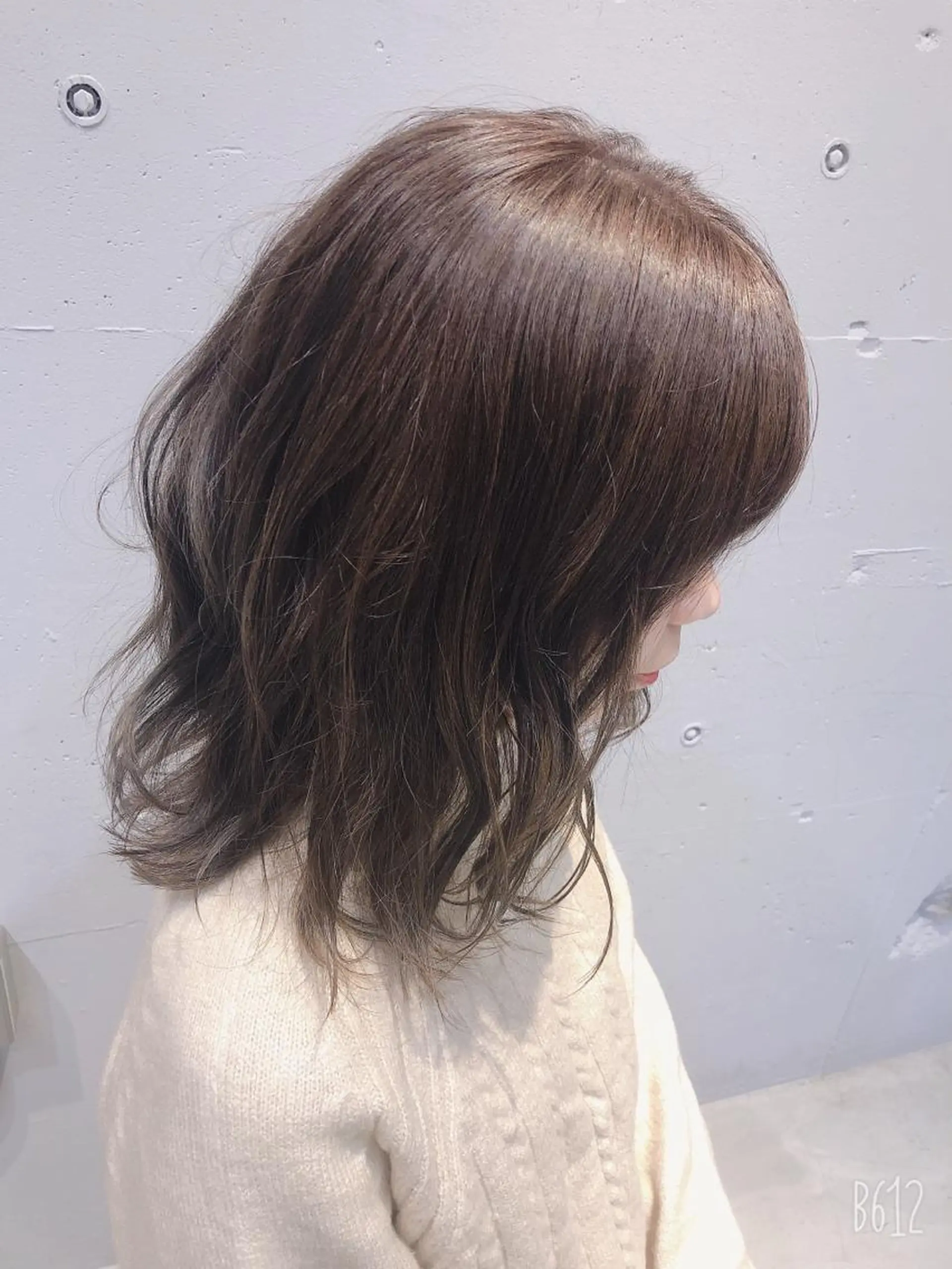 ミディアム kawamoto akaneのヘアスタイル