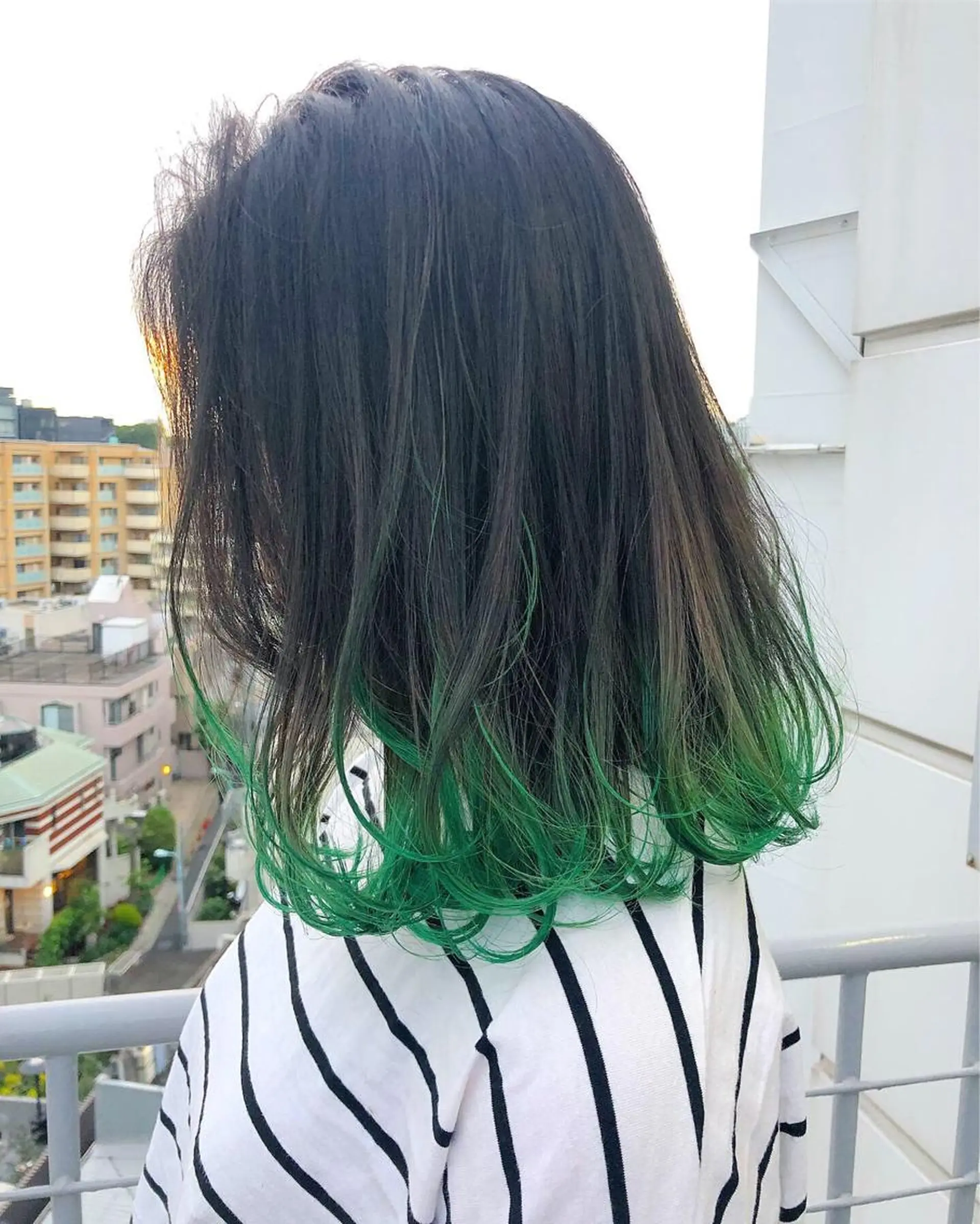 セミロング カラー ヘアアレンジ 【池袋/スパイキー ショート】ⓝⓘⓜⓤのヘアスタイル