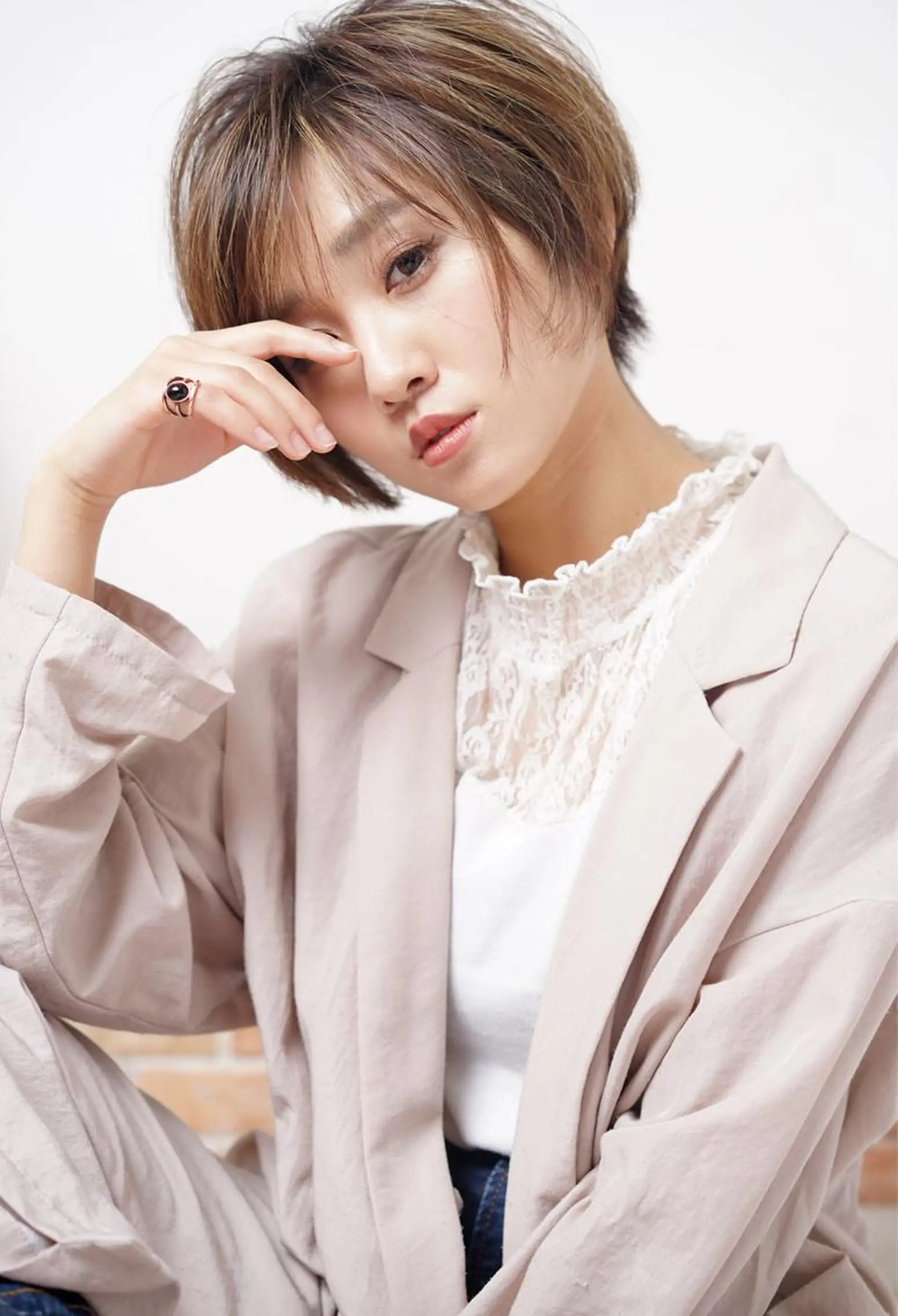 ショート ヘアールーム アートのヘアスタイル