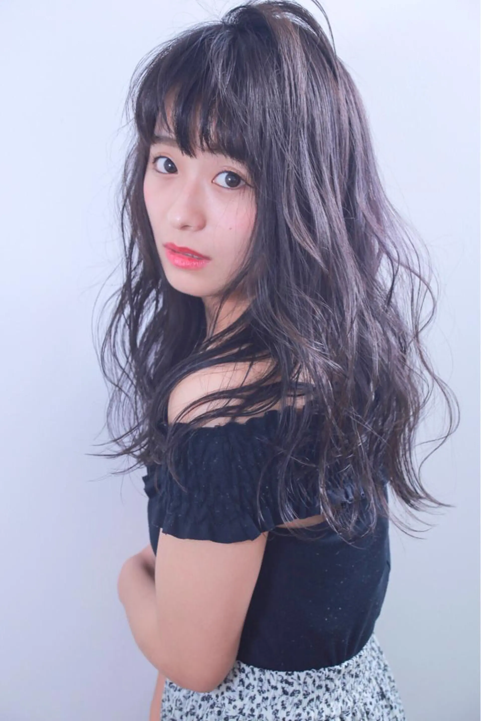 ロング カラー 伊藤 裕貴のヘアスタイル