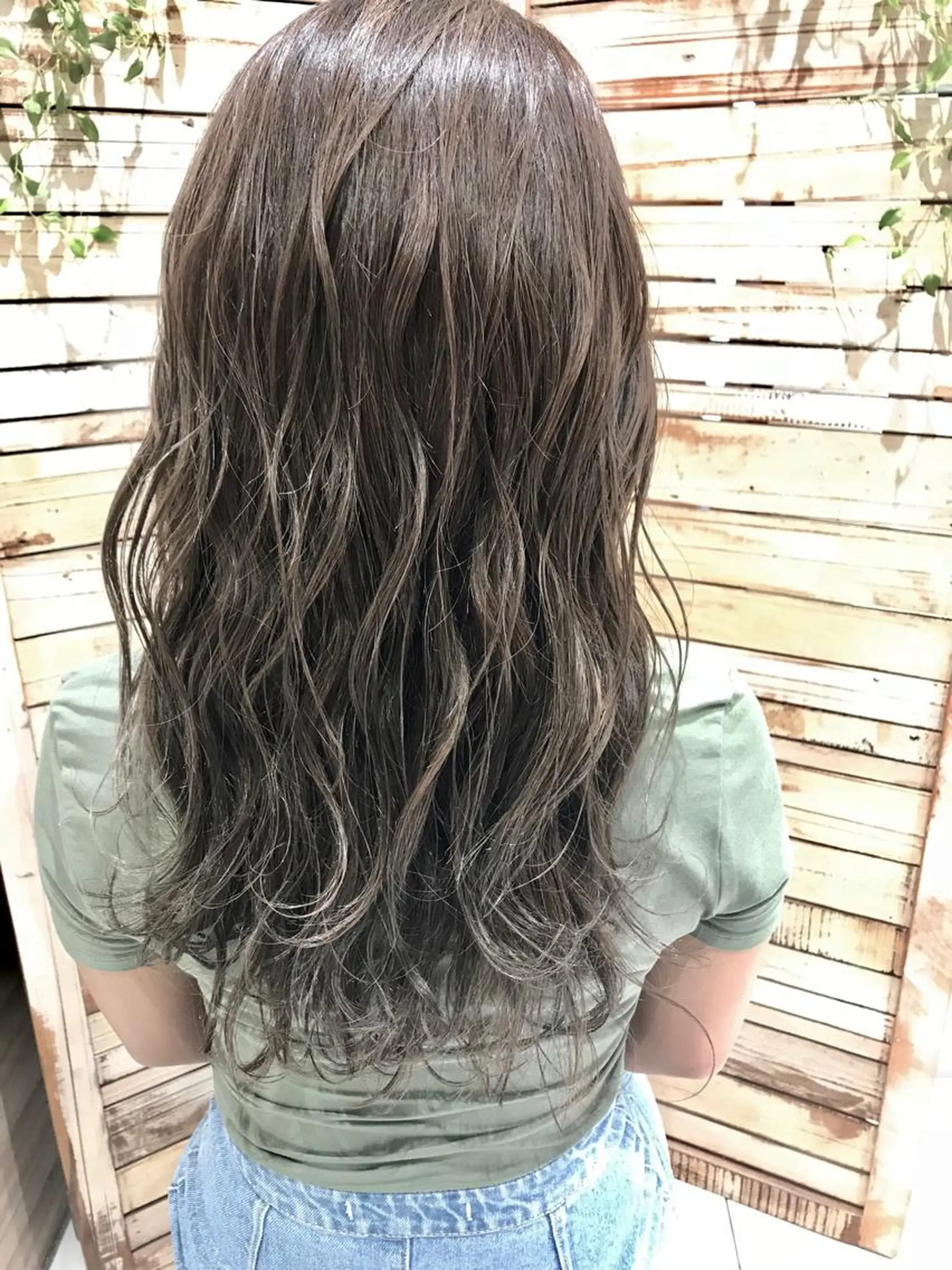 セミロング カラー ヘアカラー トリートメント 島袋 ナオユキのヘアスタイル