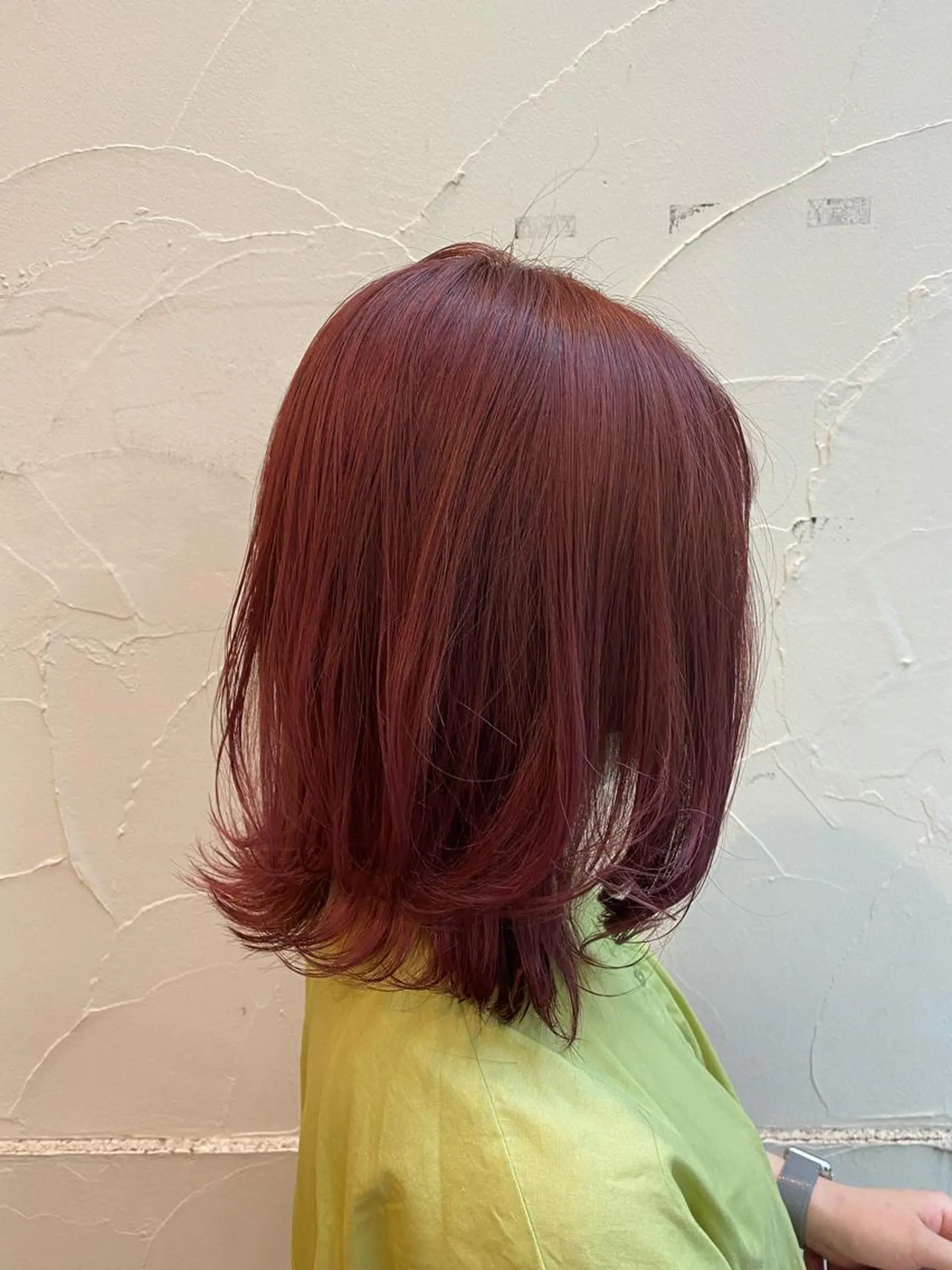 ミディアム カラー ブリーチ ピンクカラー バイオレットカラー パーマ/髪質改善 【榎本千夏】のヘアスタイル