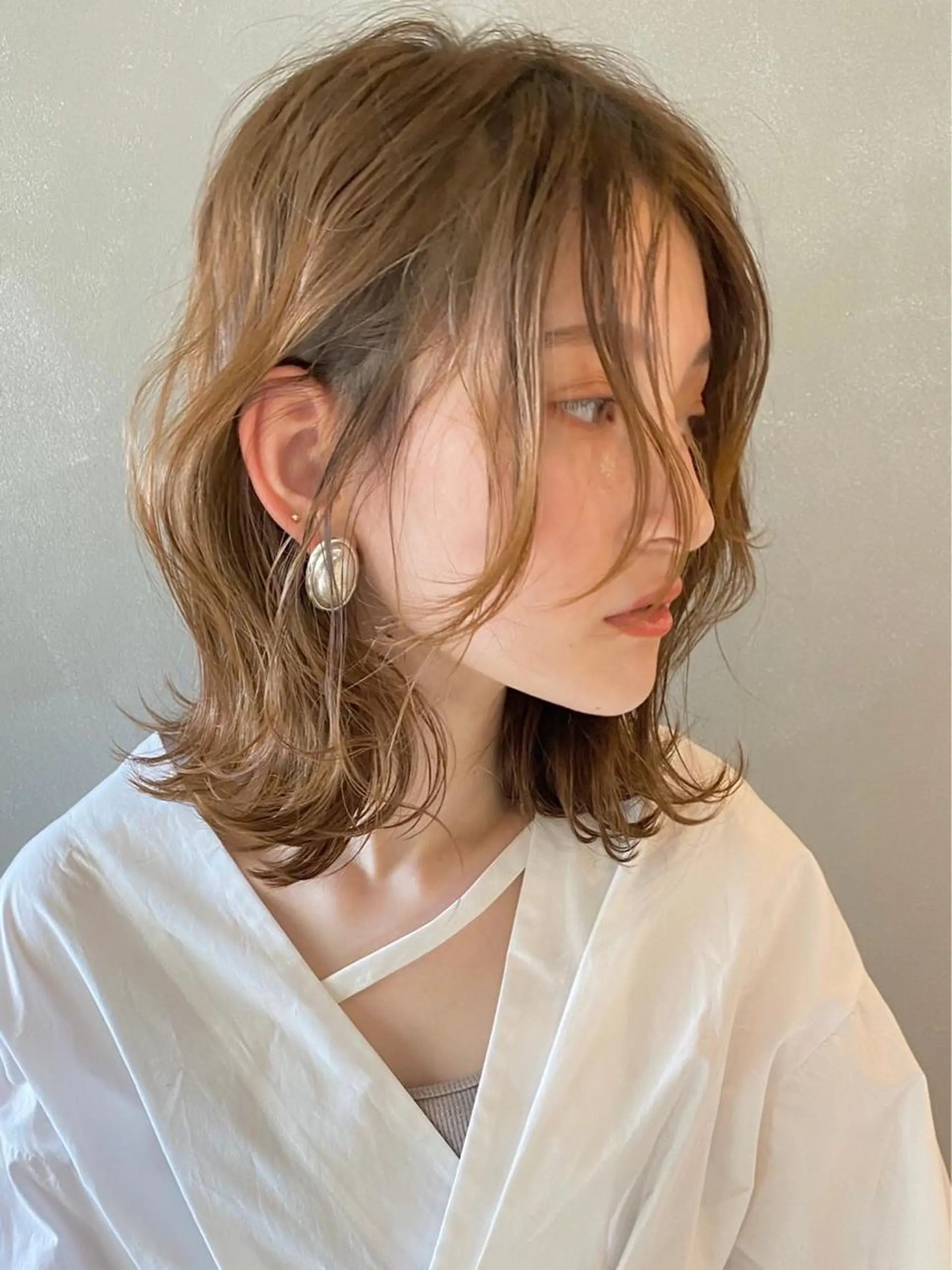 ミディアム カット ヘアカラー 圧倒的な質感🧡 髪質改善/丸山晴菜のヘアスタイル
