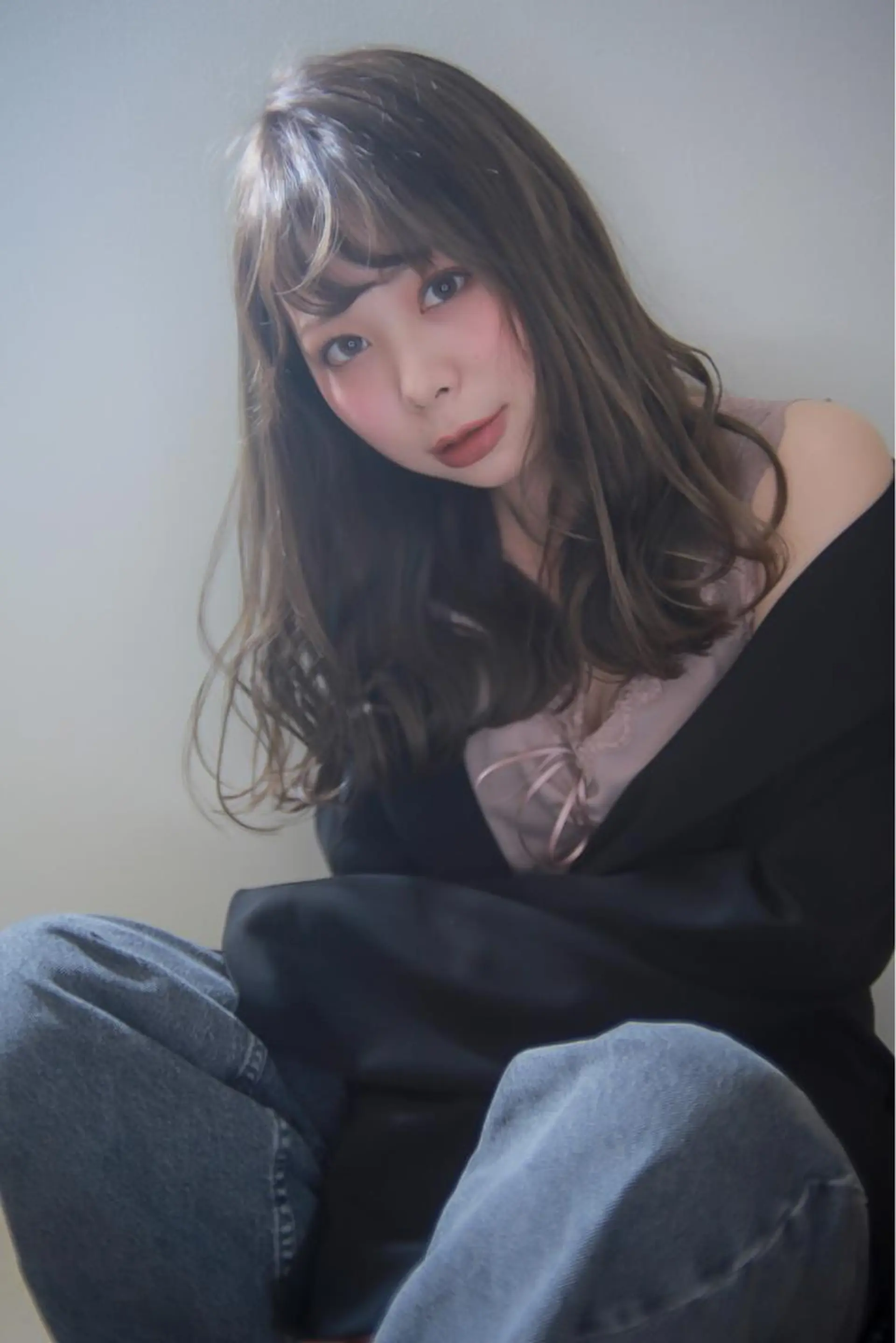 ロング カラー 伊藤 裕貴のヘアスタイル