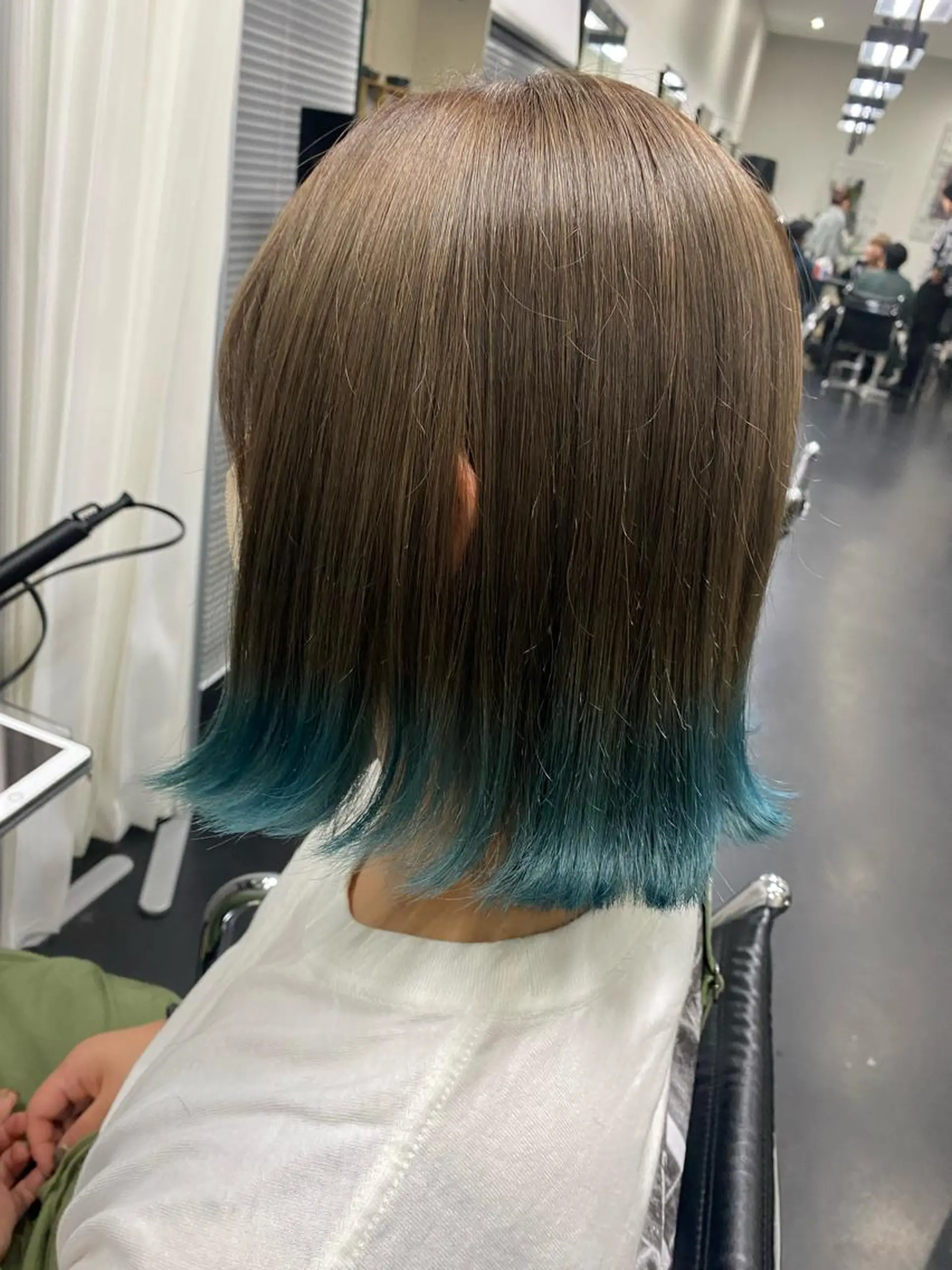 ミディアム 宇野 鈴花のヘアスタイル