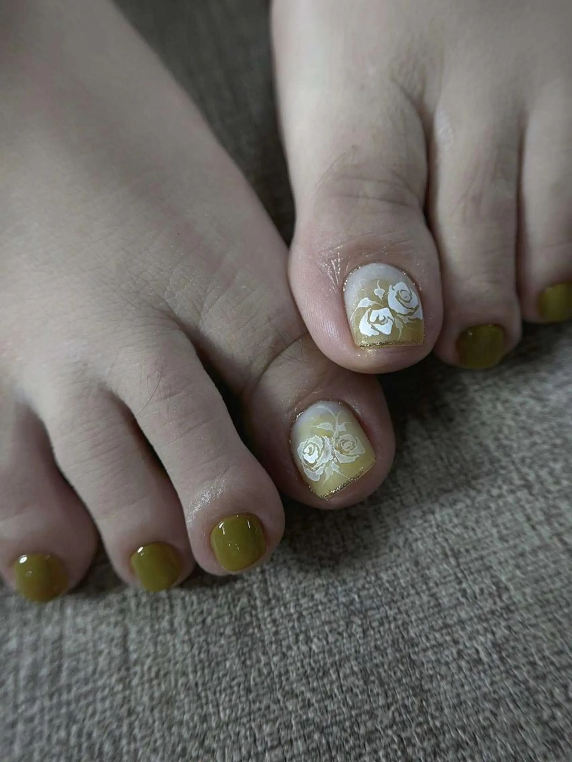 ネイル アートネイル フラワーネイル グラデーション シンプルネイル フットネイル ヒユ ビューティーのネイルデザイン