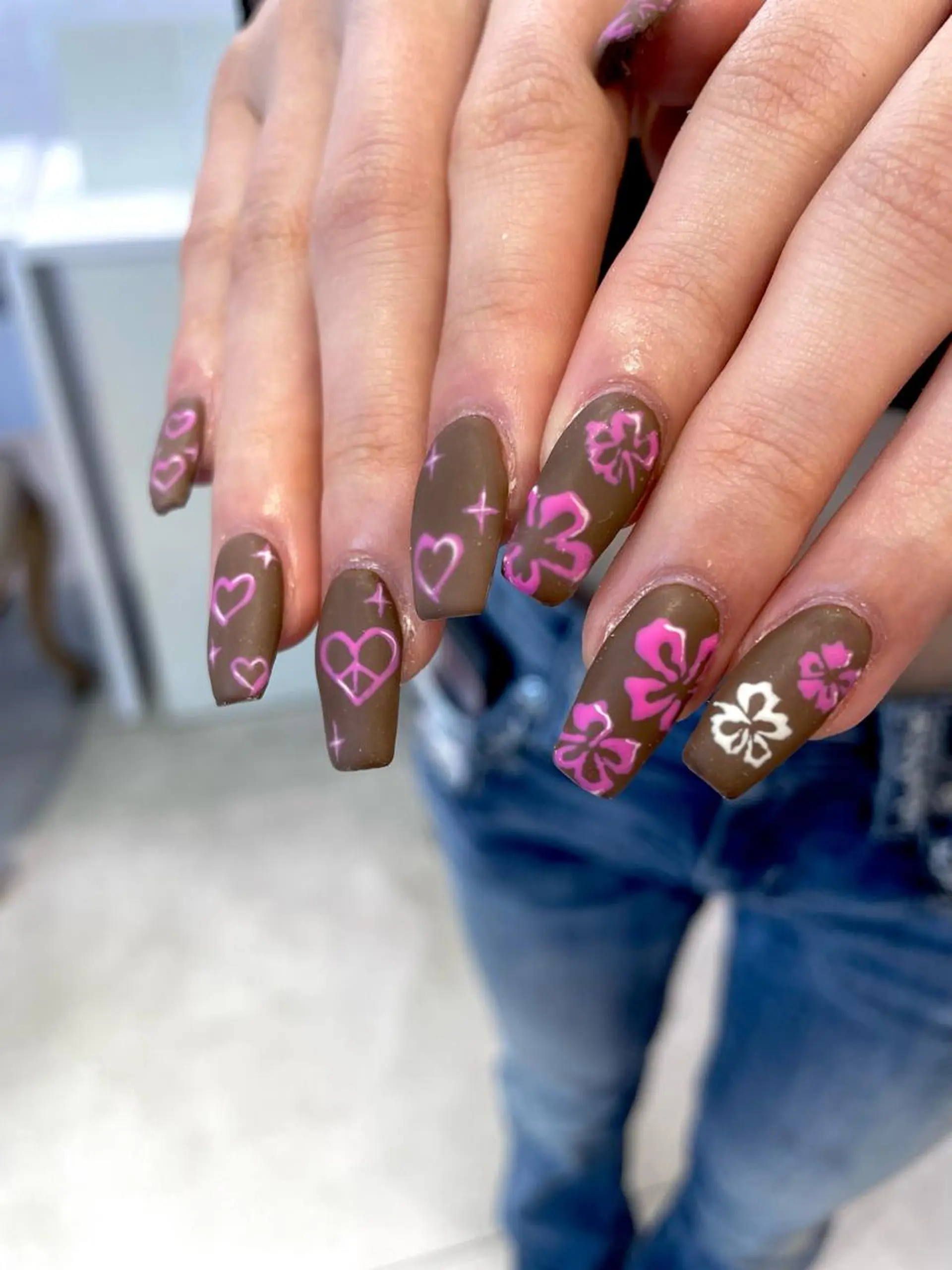 ネイル Shiori・:* 💫のネイルデザイン